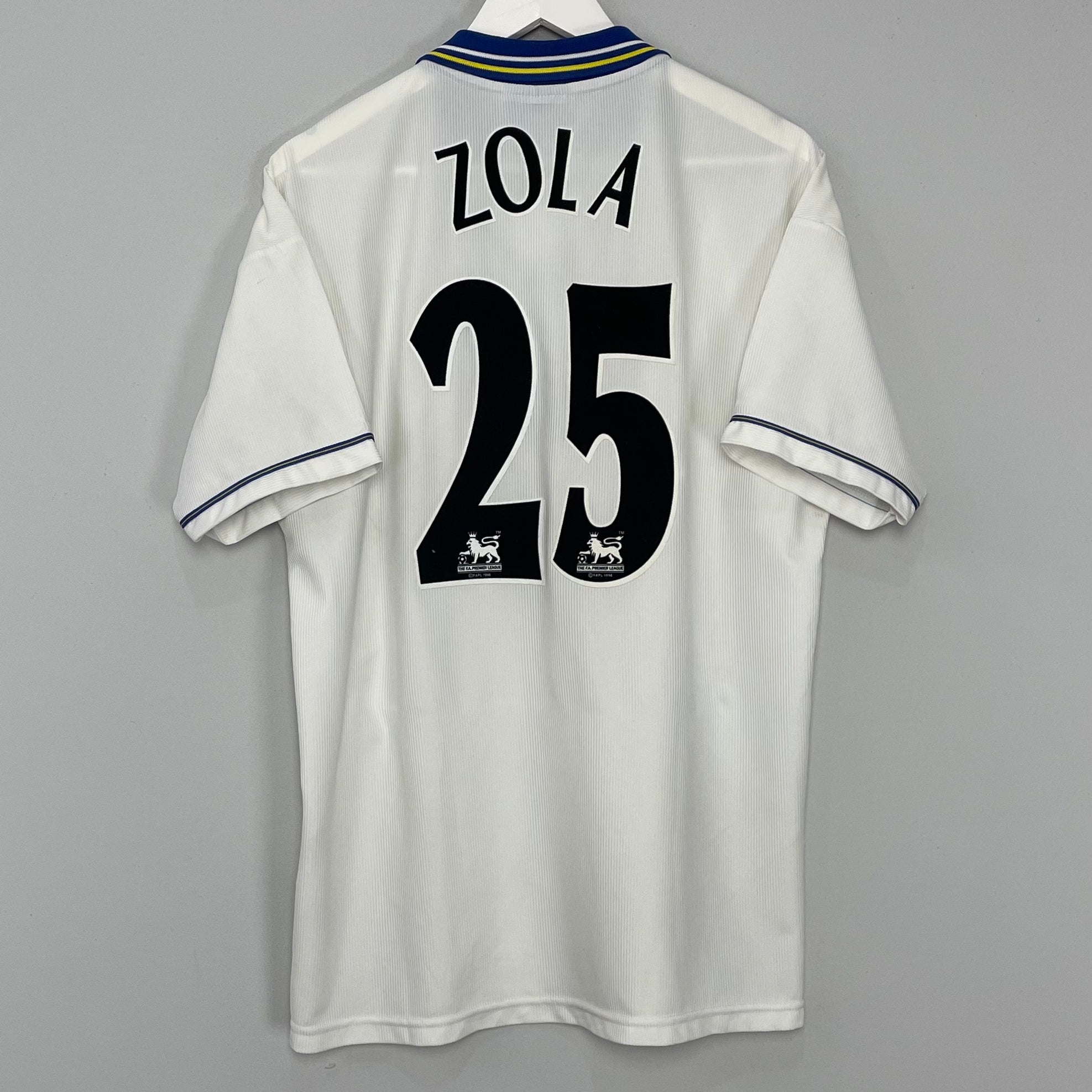 Shop 1998/00 CHELSEA ZOLA #25 AWAY SHIRT (L) UMBRO, classic football shirts, vintage football shirts & retro soccer jerseys at Cult Kits