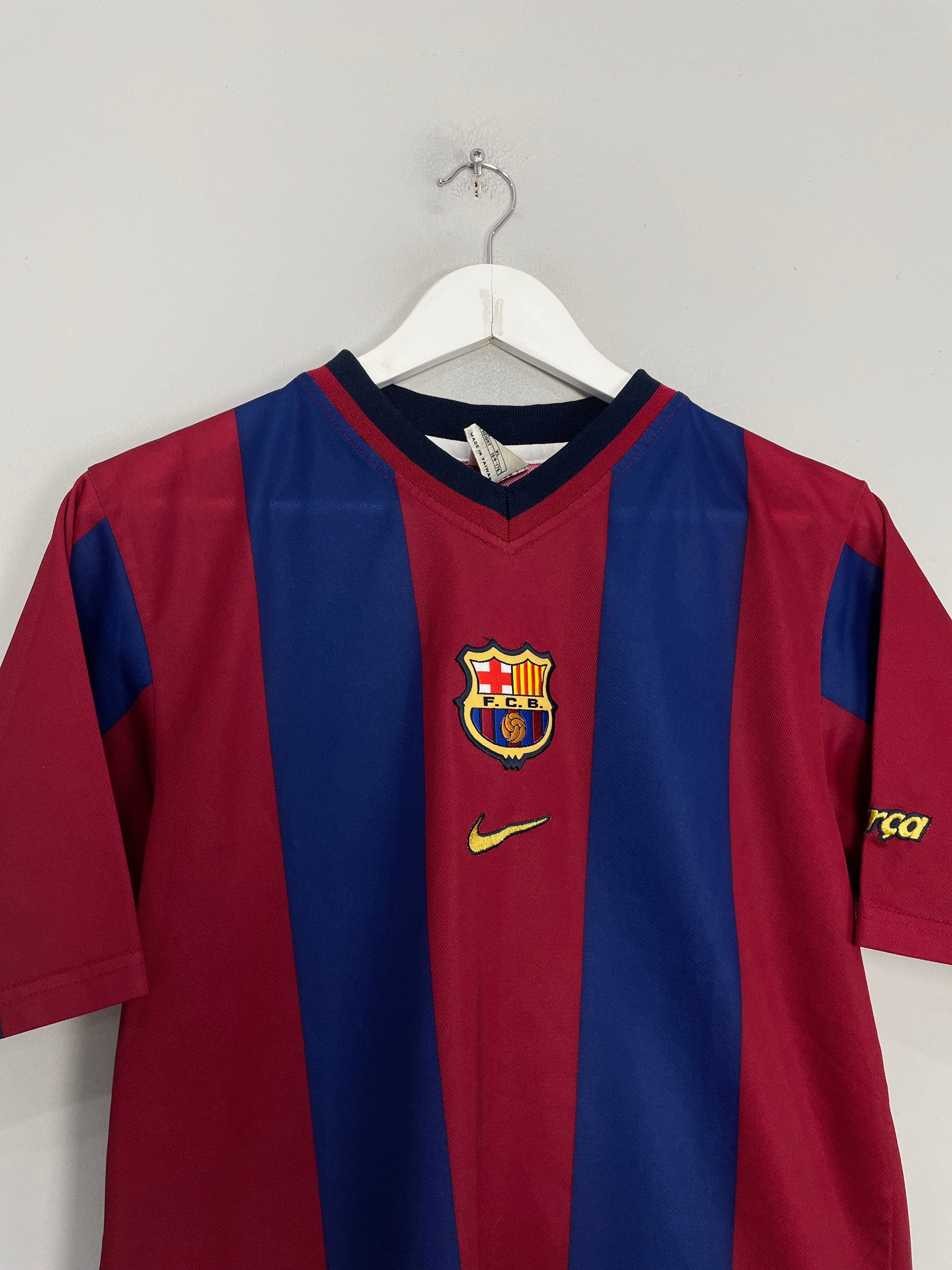 Shop 1998/00 BARCELONA HOME SHIRT (XL.KIDS) NIKE, classic football shirts, vintage football shirts & retro soccer jerseys at Cult Kits
