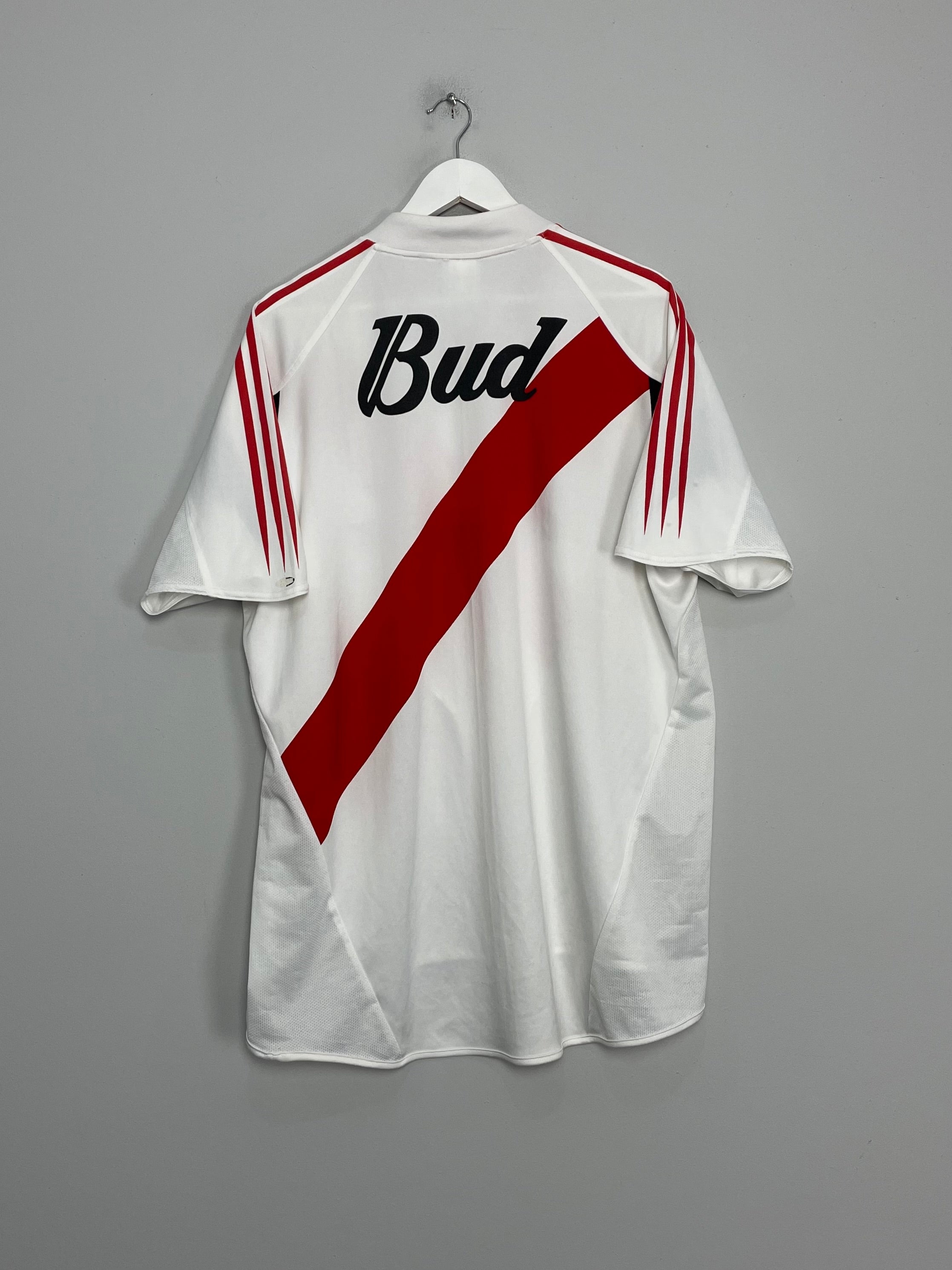 Shop 2004/05 RIVER PLATE HOME SHIRT (XL) ADIDAS, classic football shirts, vintage football shirts & retro soccer jerseys at Cult Kits