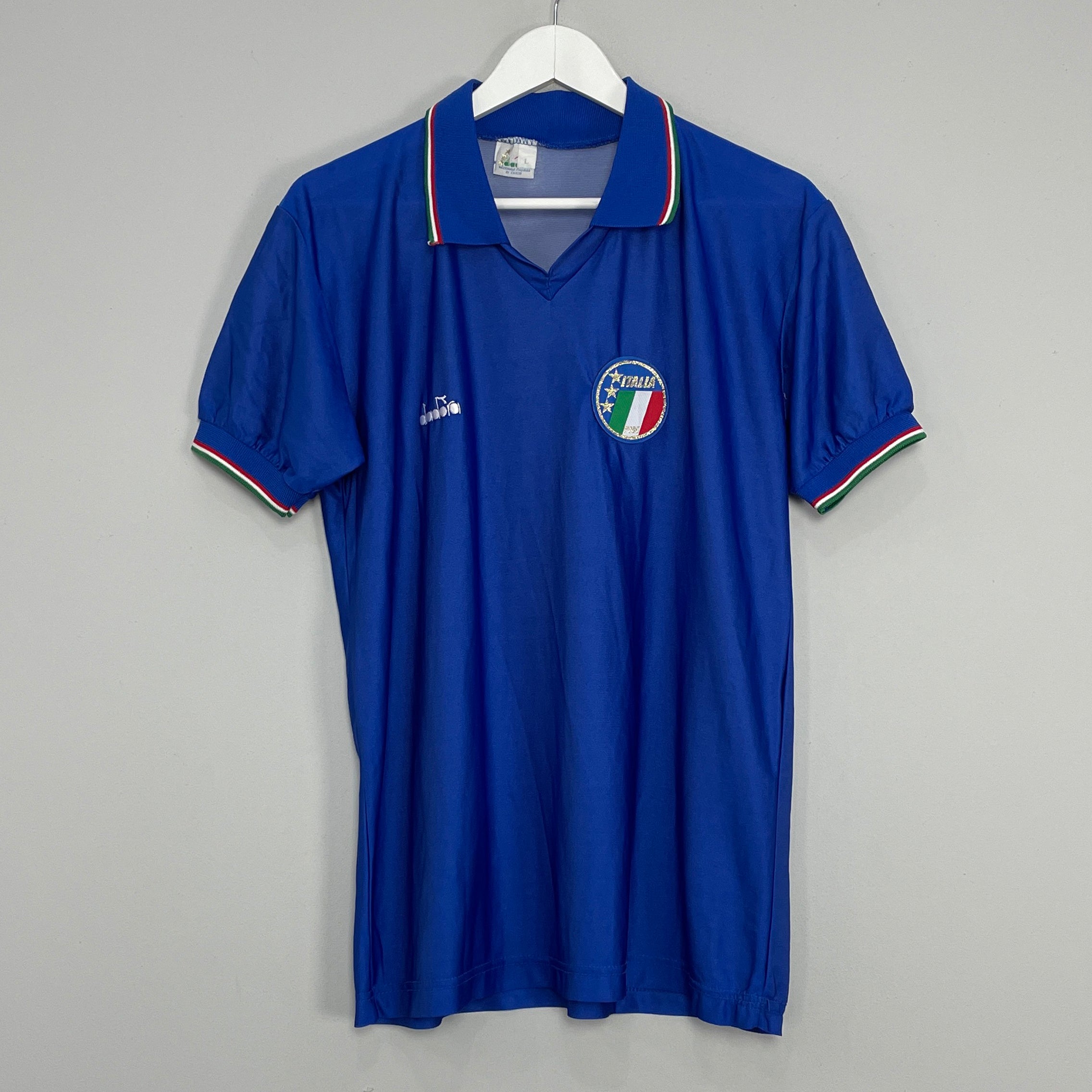 Shop 1990/91 ITALY #17 HOME SHIRT (L) DIADORA, classic football shirts, vintage football shirts & retro soccer jerseys at Cult Kits