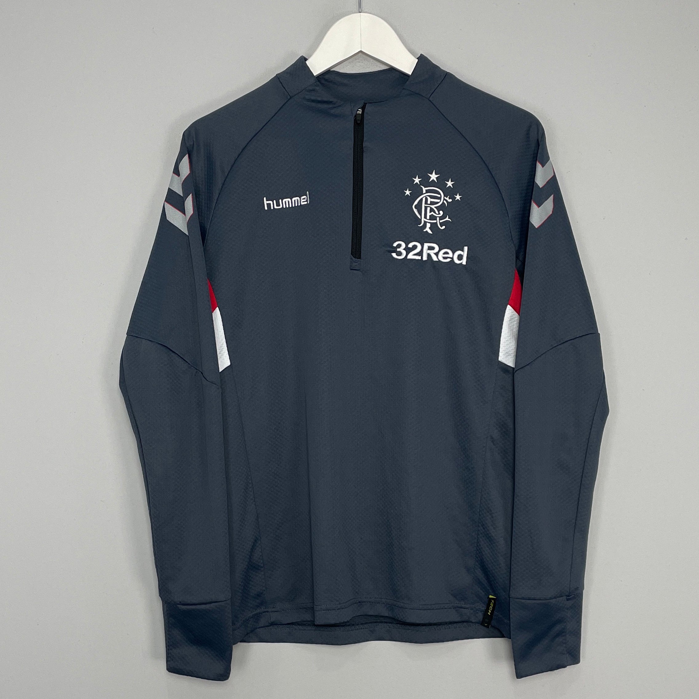 Shop 2018/19 RANGERS 1/4 TRAINING TOP (S) HUMMEL, classic football shirts, vintage football shirts & retro soccer jerseys at Cult Kits