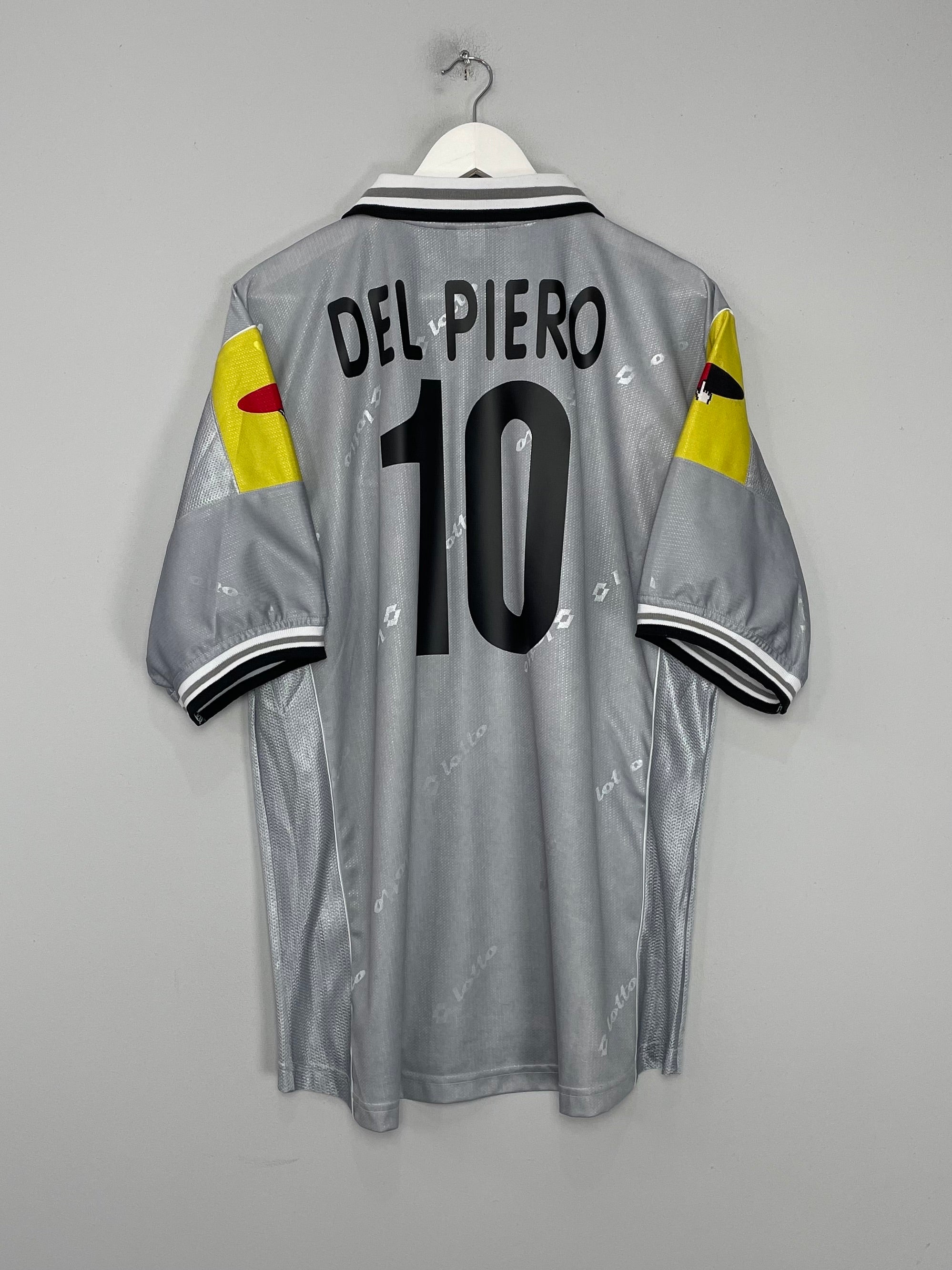 Shop 2000/01 JUVENTUS DEL PIERO #10 AWAY SHIRT (XL) LOTTO, classic football shirts, vintage football shirts & retro soccer jerseys at Cult Kits
