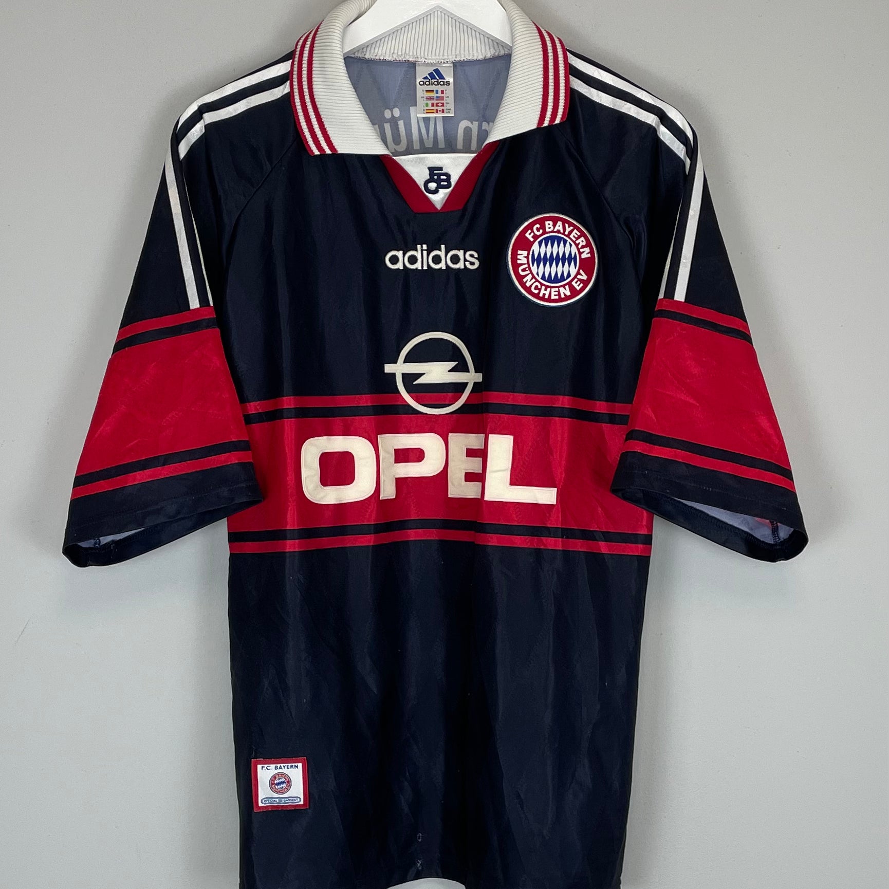 Shop 1997/99 BAYERN MUNICH HOME SHIRT (L) ADIDAS, classic football shirts, vintage football shirts & retro soccer jerseys at Cult Kits