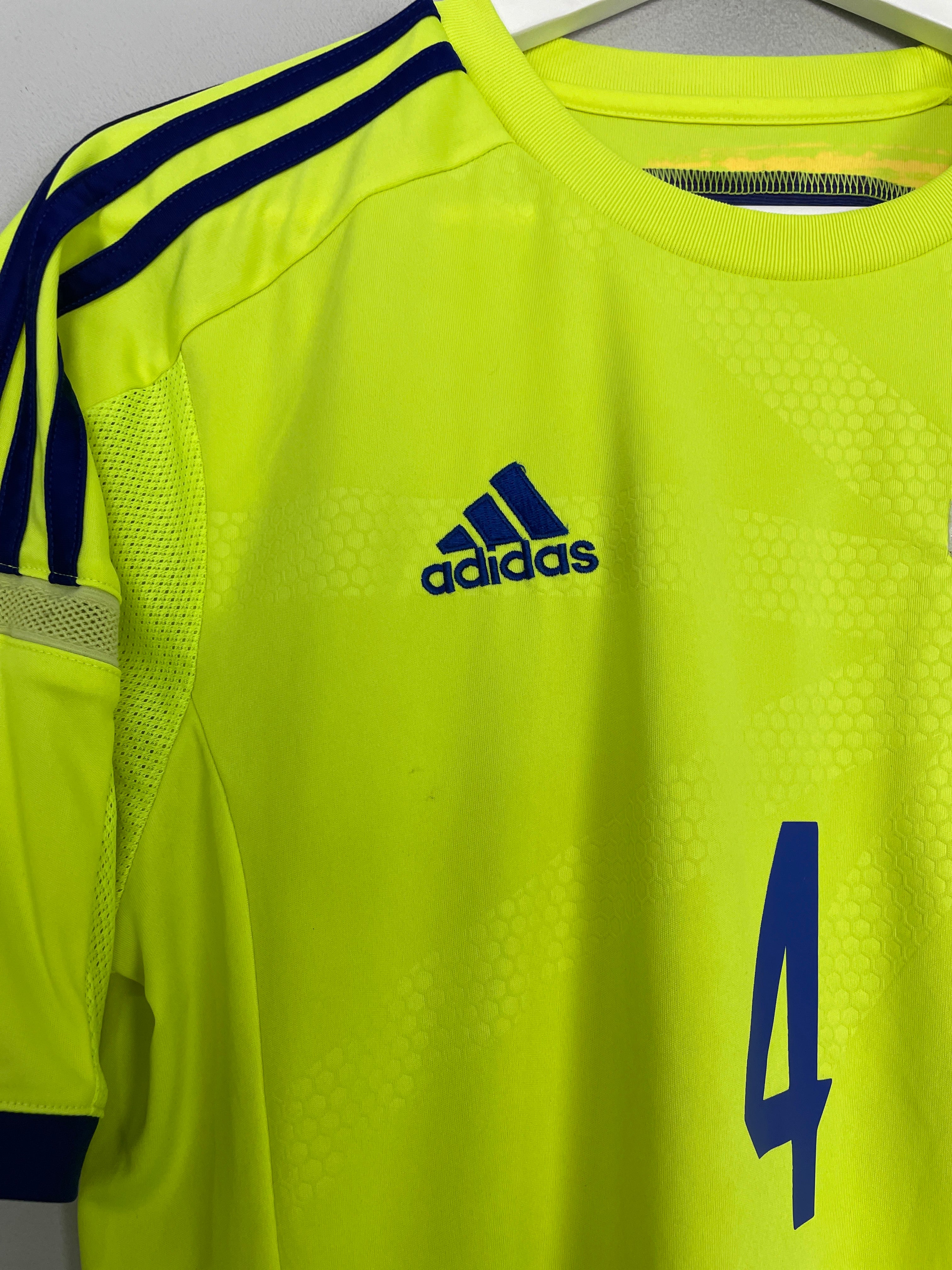 Shop 2014/15 JAPAN HONDA #4 AWAY SHIRT (S) ADIDAS, classic football shirts, vintage football shirts & retro soccer jerseys at Cult Kits