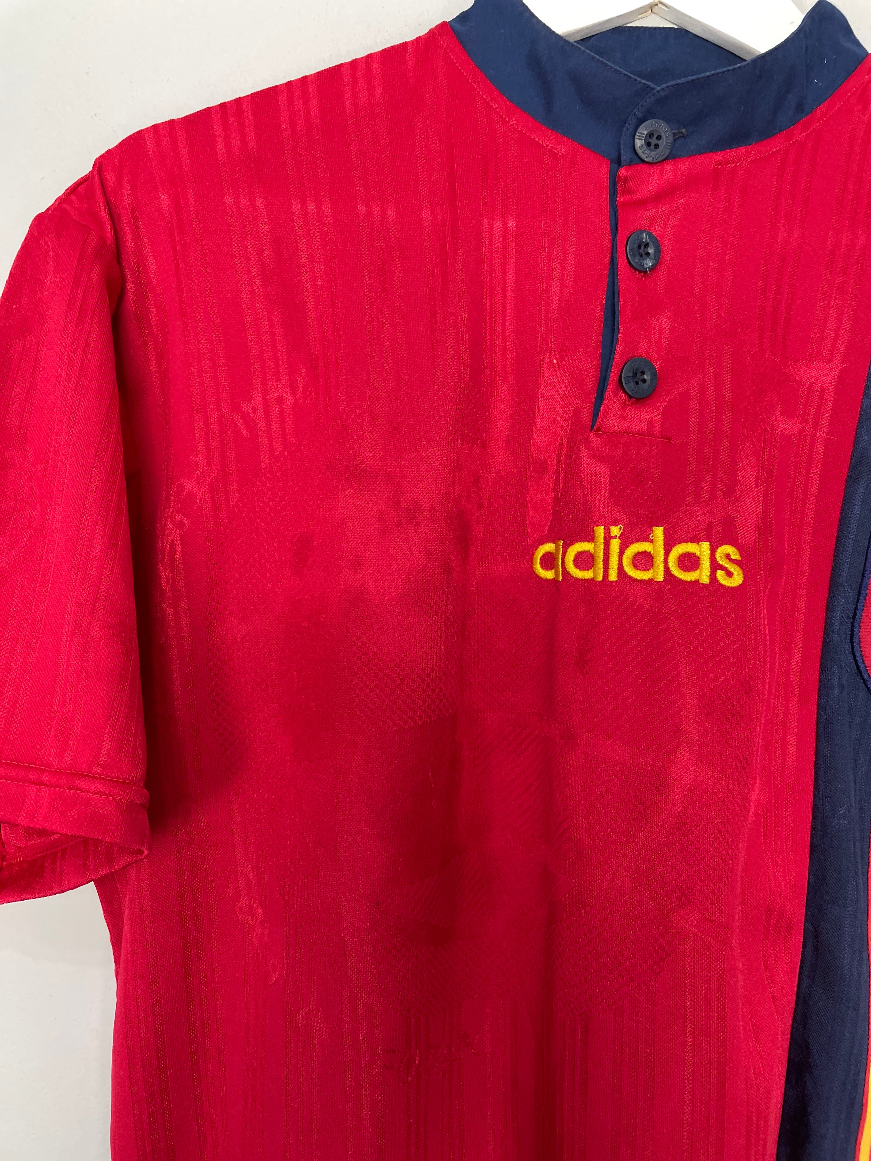 Shop 1996/98 SPAIN HOME SHIRT (M) ADIDAS, classic football shirts, vintage football shirts & retro soccer jerseys at Cult Kits