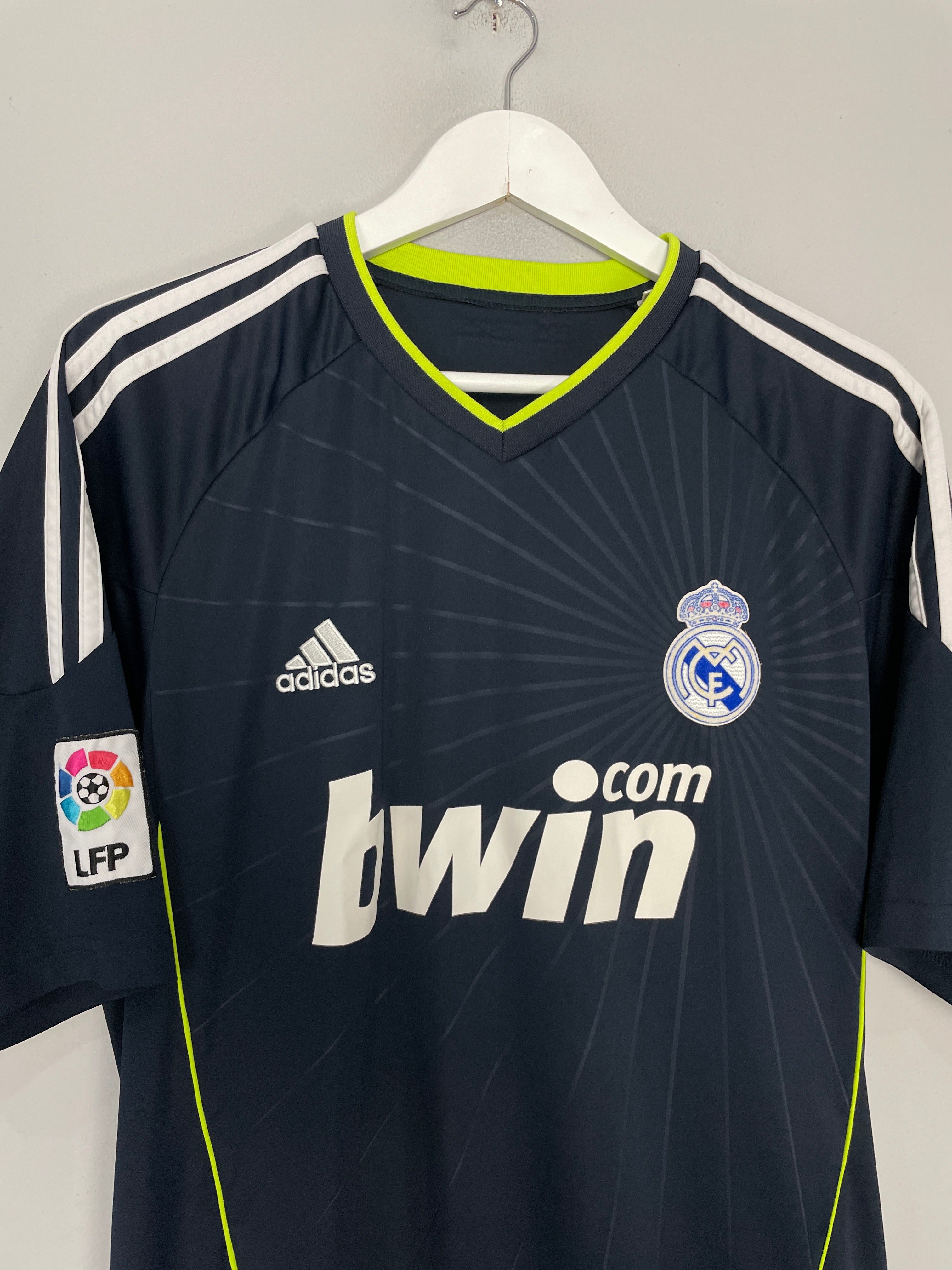 Shop 2010/11 REAL MADRID RONALDO #7 AWAY SHIRT (XL) ADIDAS, classic football shirts, vintage football shirts & retro soccer jerseys at Cult Kits