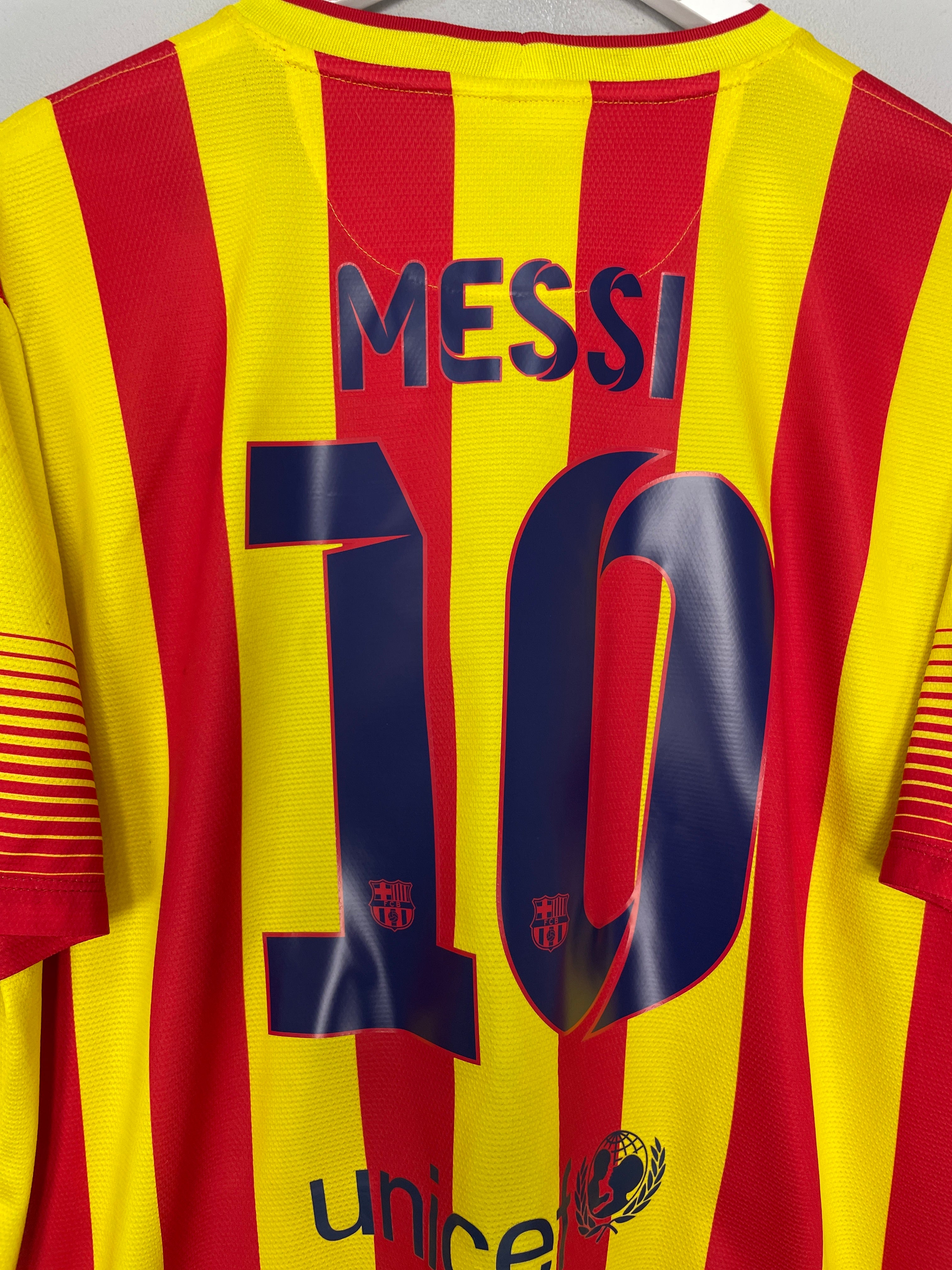Shop 2013/15 BARCELONA MESSI #10 AWAY SHIRT (XL) NIKE, classic football shirts, vintage football shirts & retro soccer jerseys at Cult Kits
