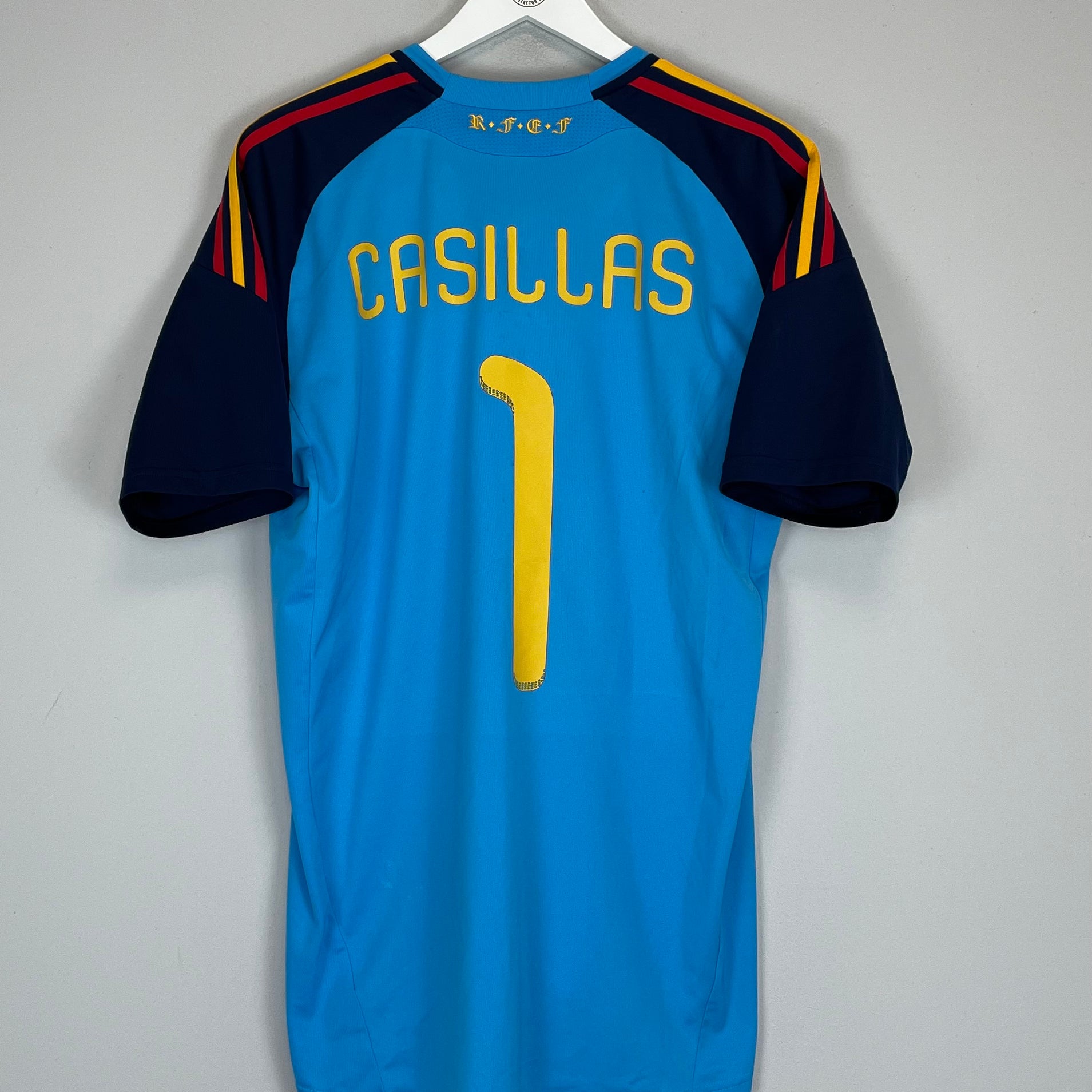 Shop 2010/11 SPAIN I.CASILLAS #1 GK SHIRT (L) ADIDAS, classic football shirts, vintage football shirts & retro soccer jerseys at Cult Kits