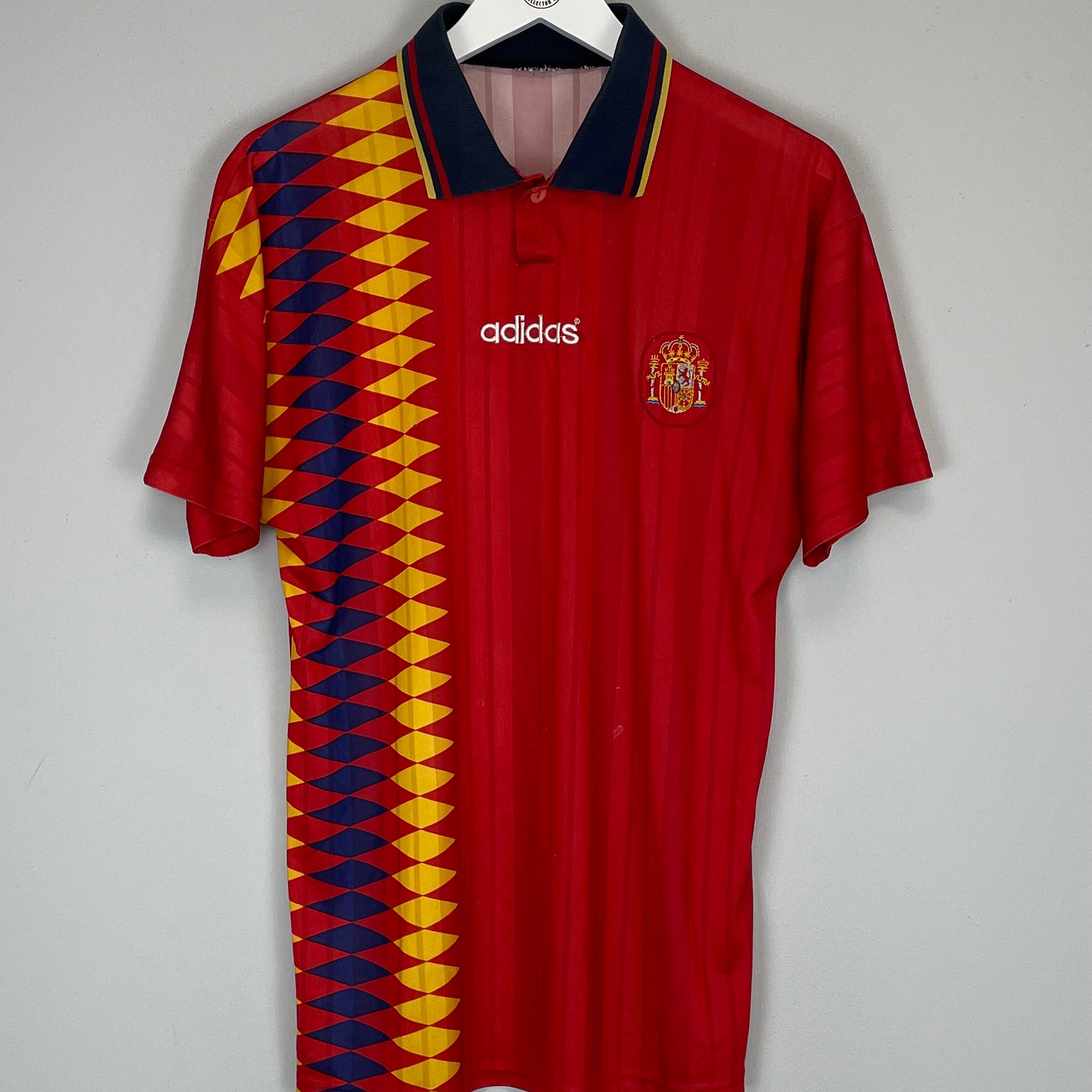 Shop 1994/96 SPAIN HOME SHIRT (M) ADIDAS, classic football shirts, vintage football shirts & retro soccer jerseys at Cult Kits