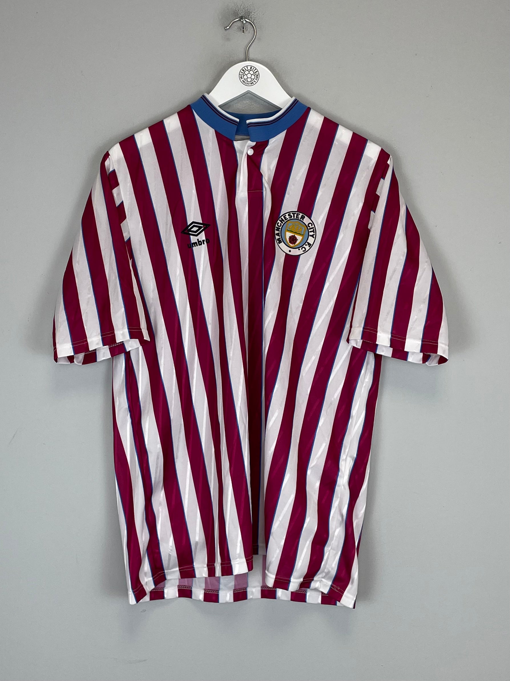 Shop 1988/90 MANCHESTER CITY AWAY SHIRT (L) UMBRO, classic football shirts, vintage football shirts & retro soccer jerseys at Cult Kits