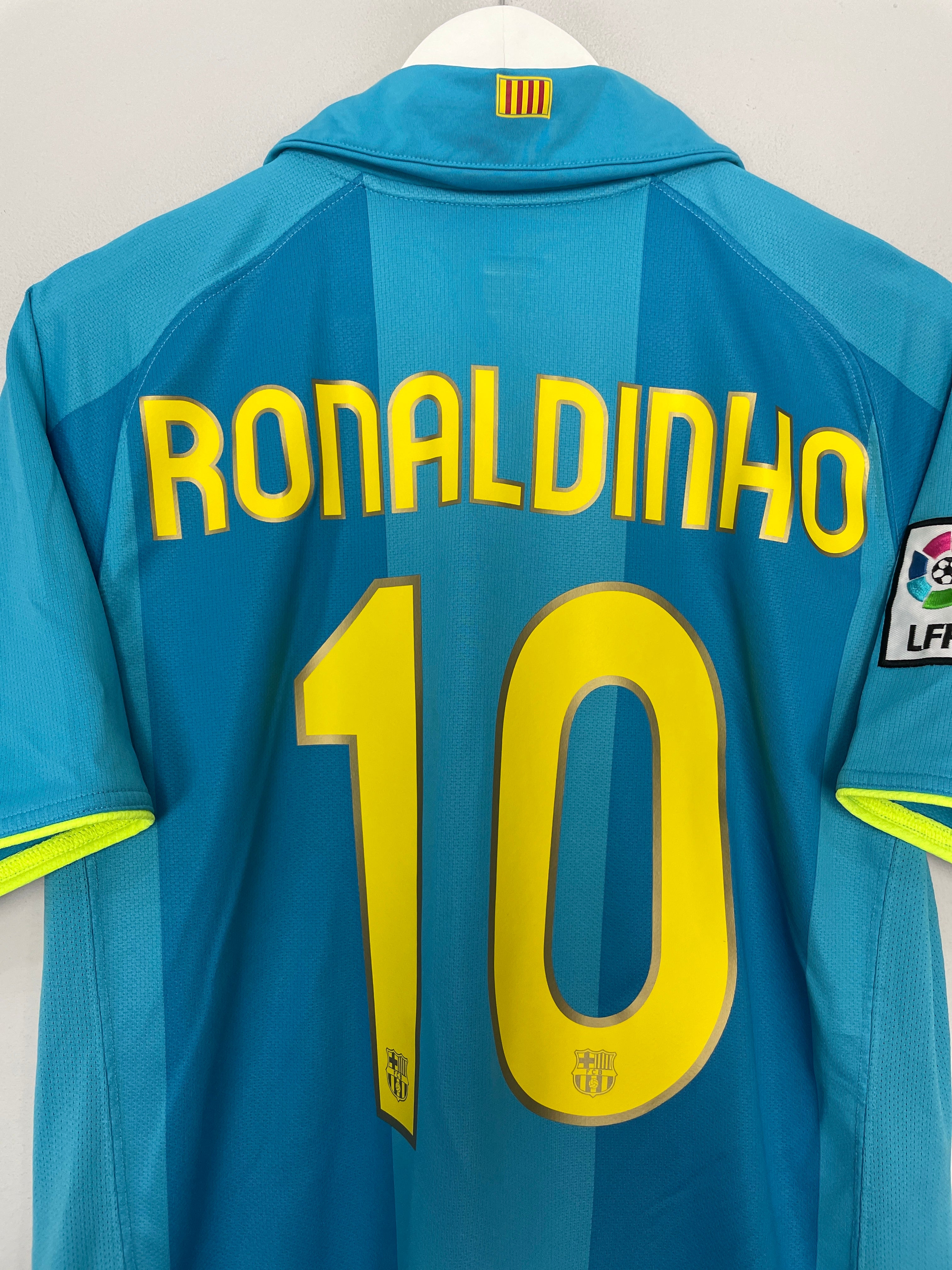 Shop 2007/08 BARCELONA RONALDINHO #10 AWAY SHIRT (M) NIKE, classic football shirts, vintage football shirts & retro soccer jerseys at Cult Kits