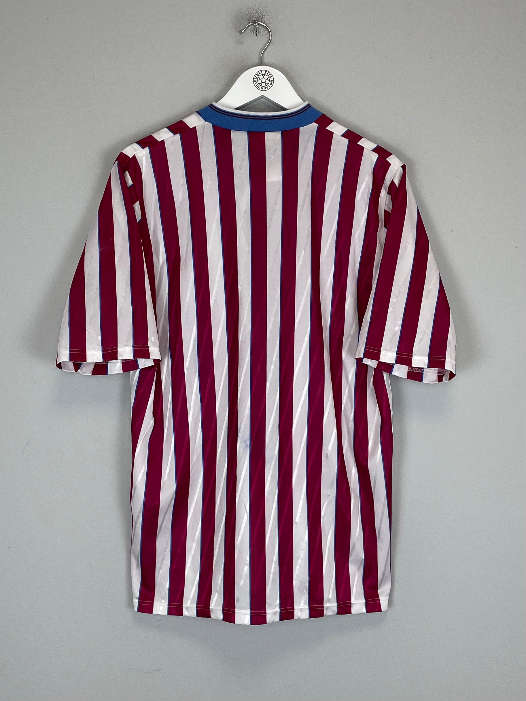 Shop 1988/90 MANCHESTER CITY AWAY SHIRT (L) UMBRO, classic football shirts, vintage football shirts & retro soccer jerseys at Cult Kits