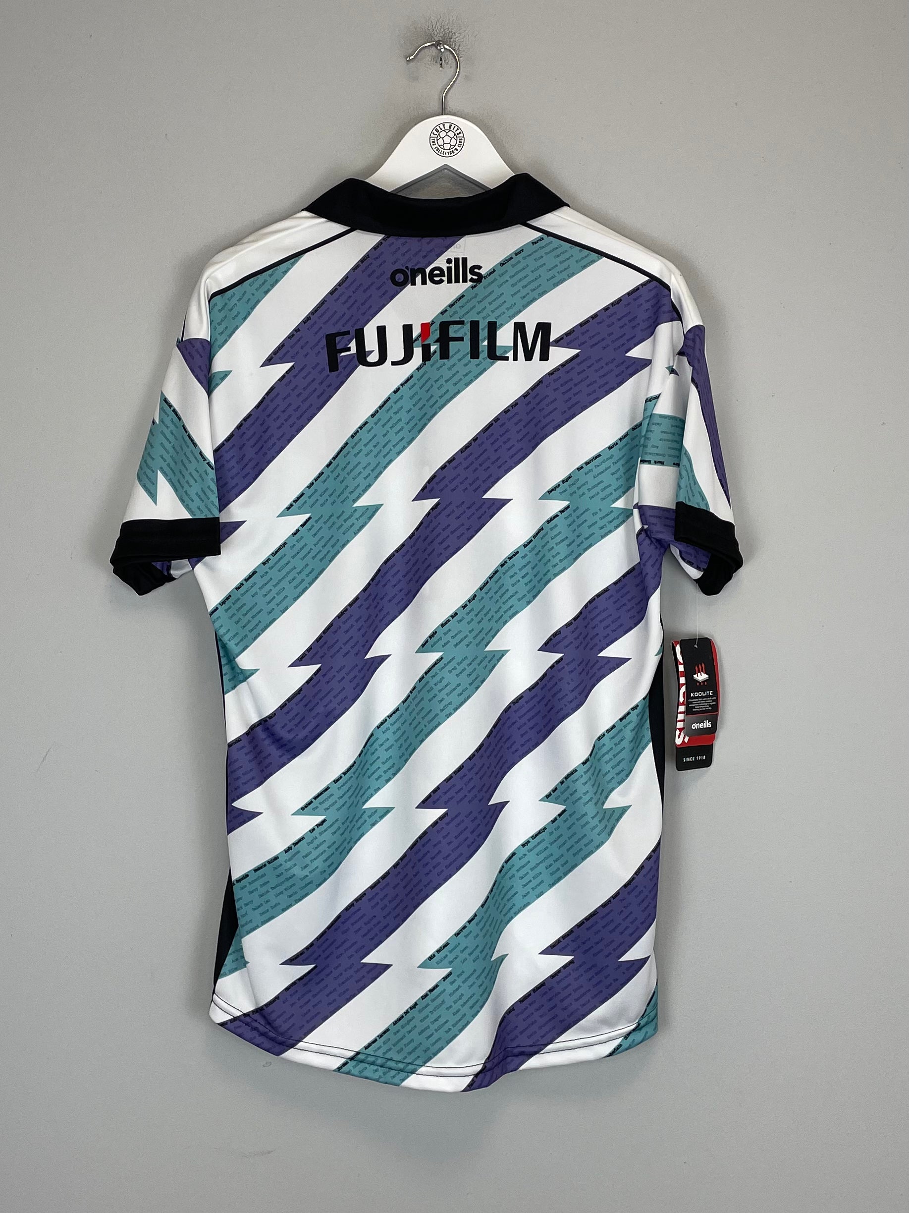 Shop 2019/20 MARGATE *BNWT* THIRD SHIRT (L) O'NEILLS, classic football shirts, vintage football shirts & retro soccer jerseys at Cult Kits