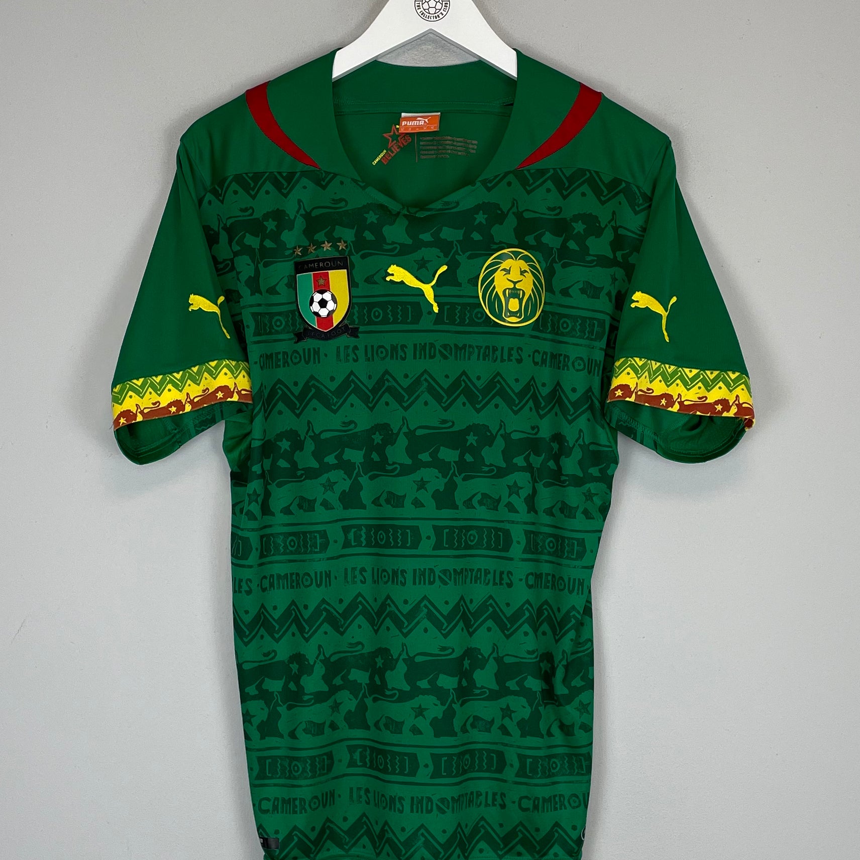 Shop 2014/15 CAMEROON HOME SHIRT (M) PUMA, classic football shirts, vintage football shirts & retro soccer jerseys at Cult Kits