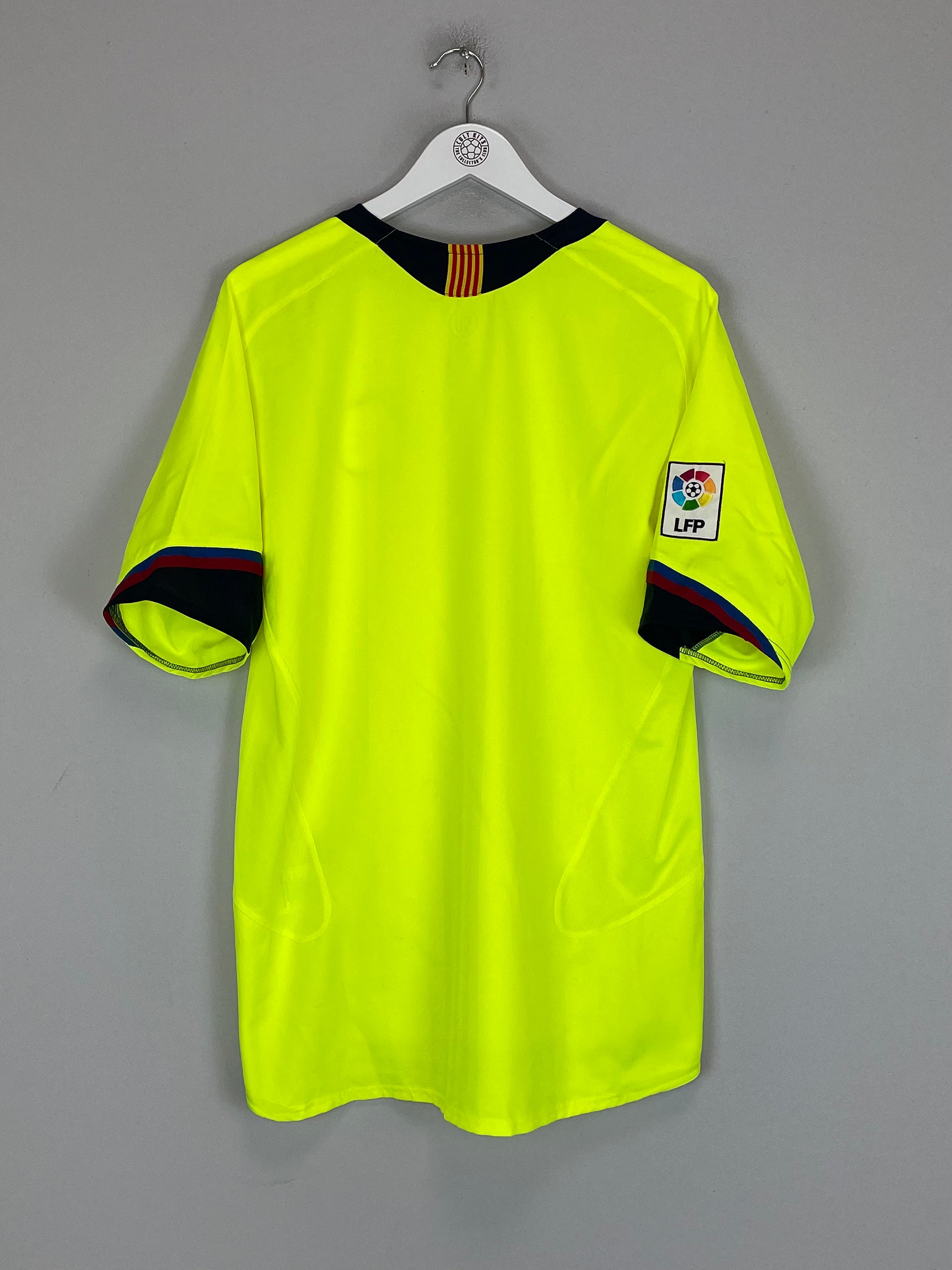 Shop 2005/06 BARCELONA AWAY SHIRT (L) NIKE, classic football shirts, vintage football shirts & retro soccer jerseys at Cult Kits