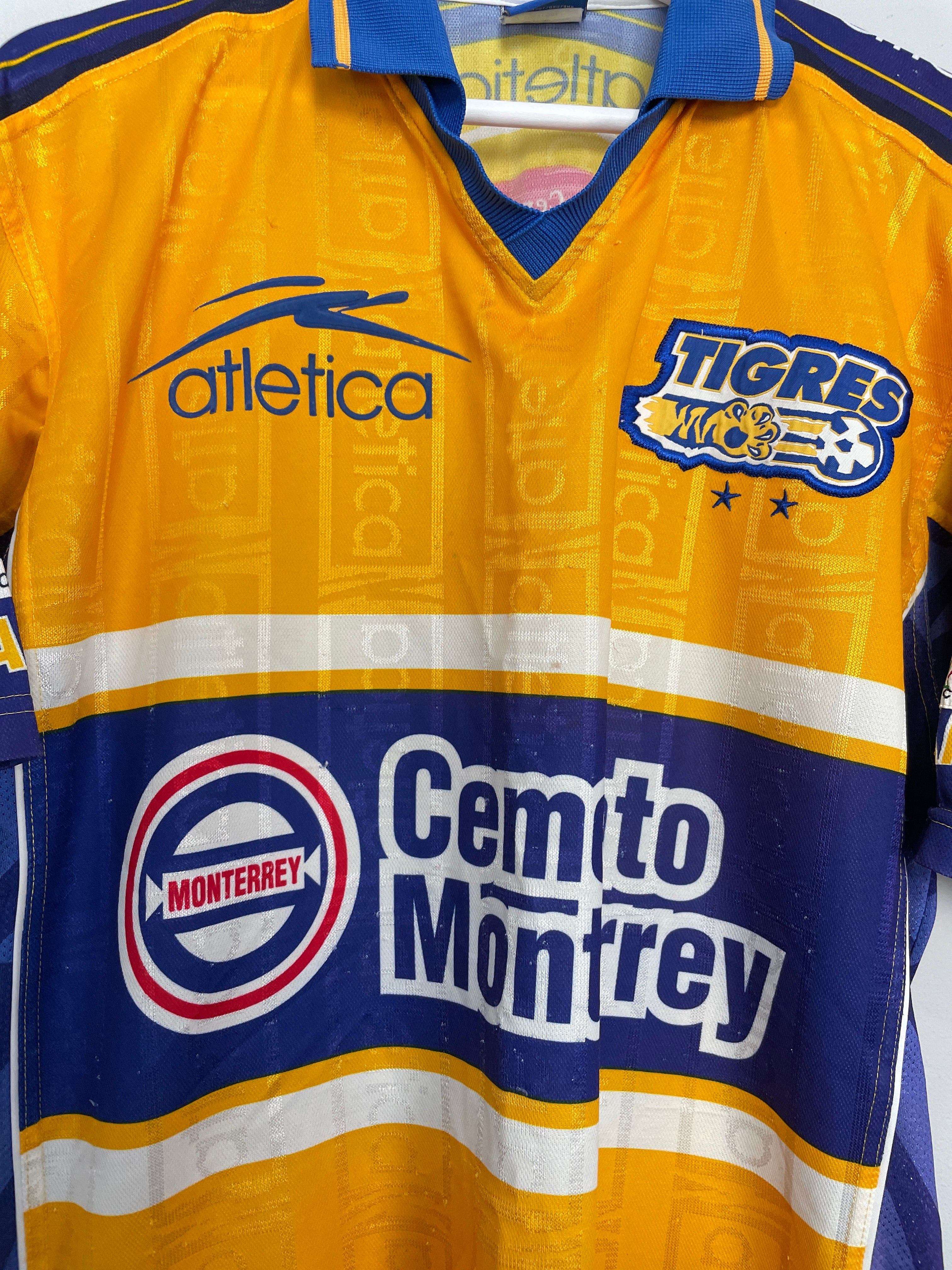 Shop 1999/00 TIGRES HOME SHIRT (L) ATLETICA, classic football shirts, vintage football shirts & retro soccer jerseys at Cult Kits