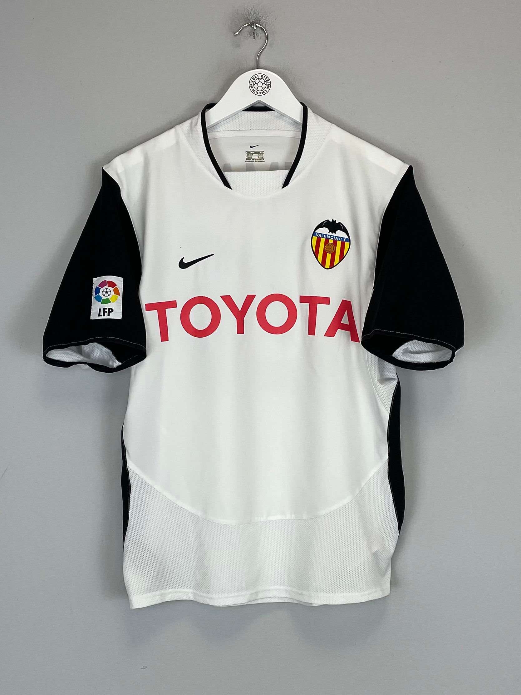 Shop 2004/05 VALENCIA AIMAR #21 HOME SHIRT (S) NIKE, classic football shirts, vintage football shirts & retro soccer jerseys at Cult Kits