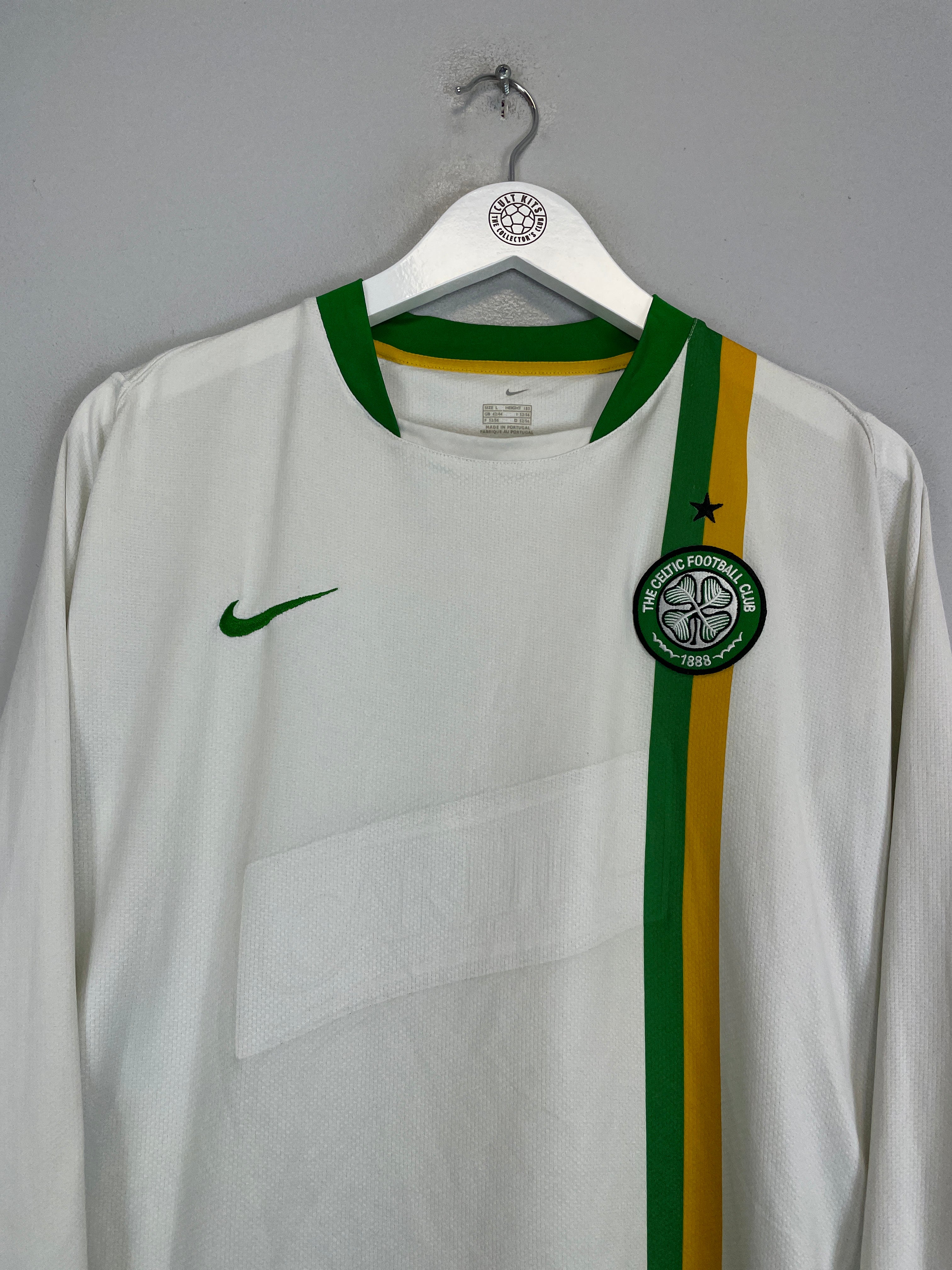 Shop 2006/08 CELTIC L/S AWAY SHIRT (L) NIKE, classic football shirts, vintage football shirts & retro soccer jerseys at Cult Kits