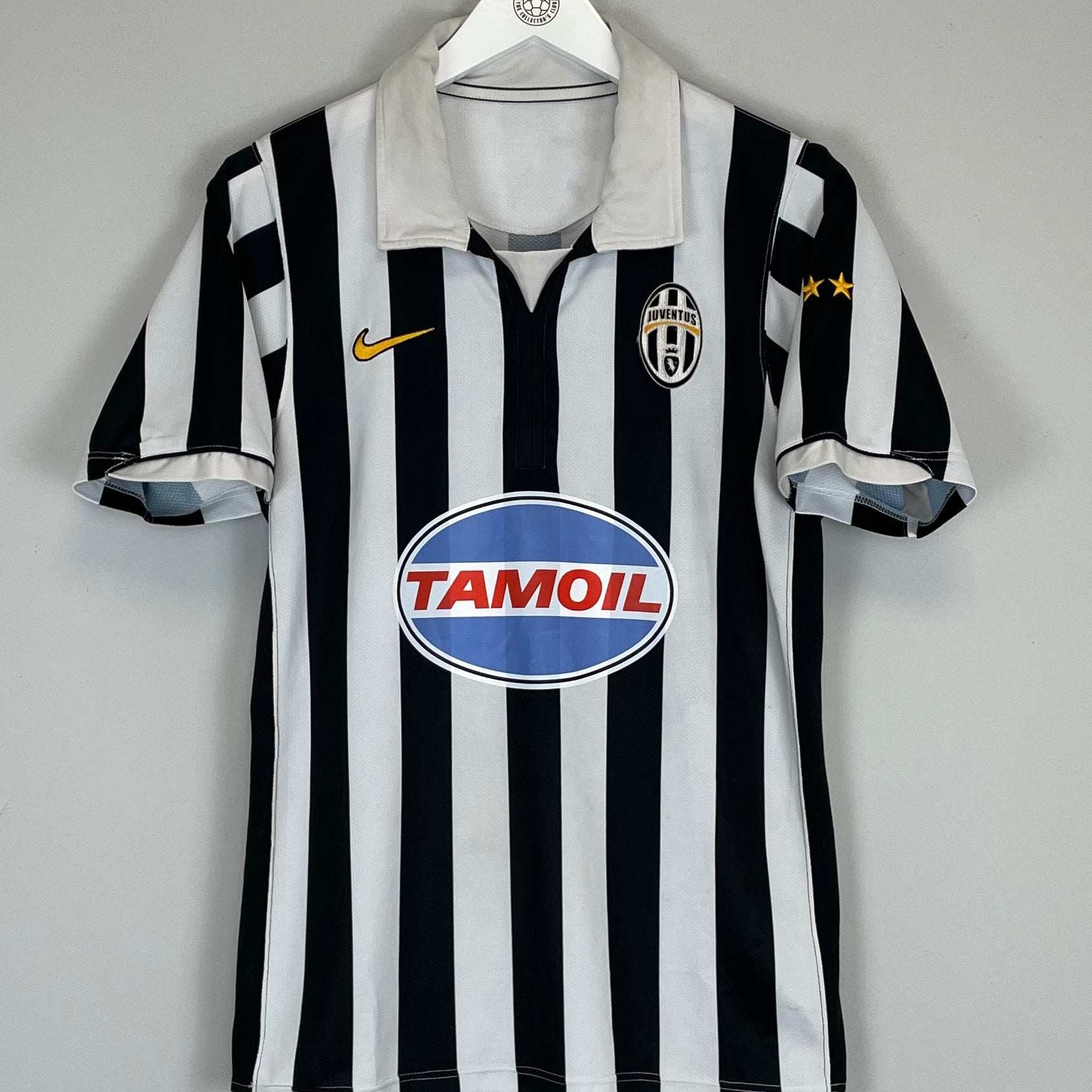 Shop 2006/07 JUVENTUS HOME SHIRT (S) NIKE, classic football shirts, vintage football shirts & retro soccer jerseys at Cult Kits