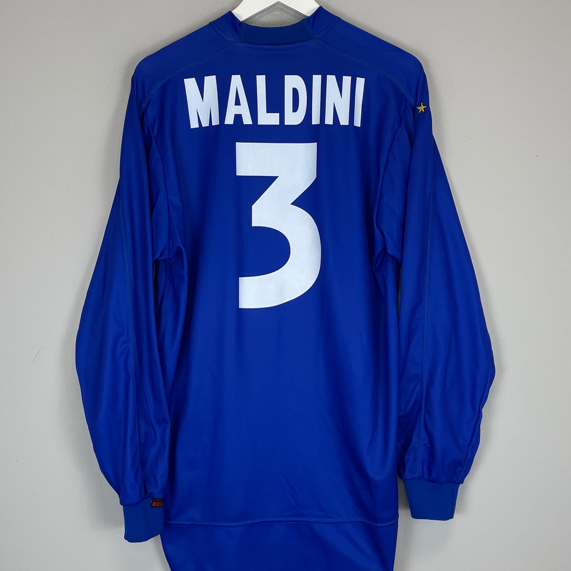 Shop 1998/99 ITALY MALDINI #3 L/S HOME SHIRT (XL) KAPPA, classic football shirts, vintage football shirts & retro soccer jerseys at Cult Kits