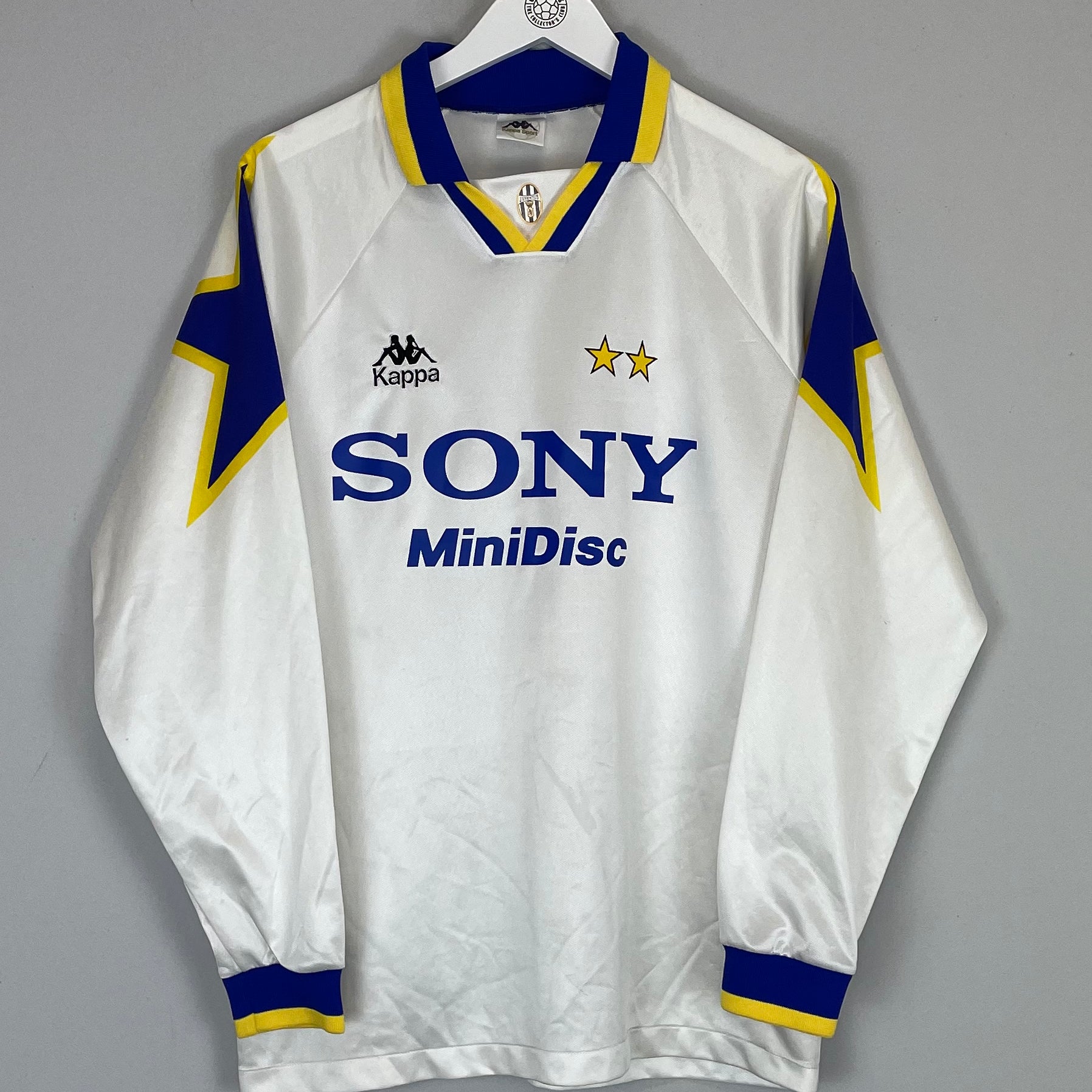 Shop 1996/97 JUVENTUS L/S TEMPLATE SHIRT (M) KAPPA, classic football shirts, vintage football shirts & retro soccer jerseys at Cult Kits
