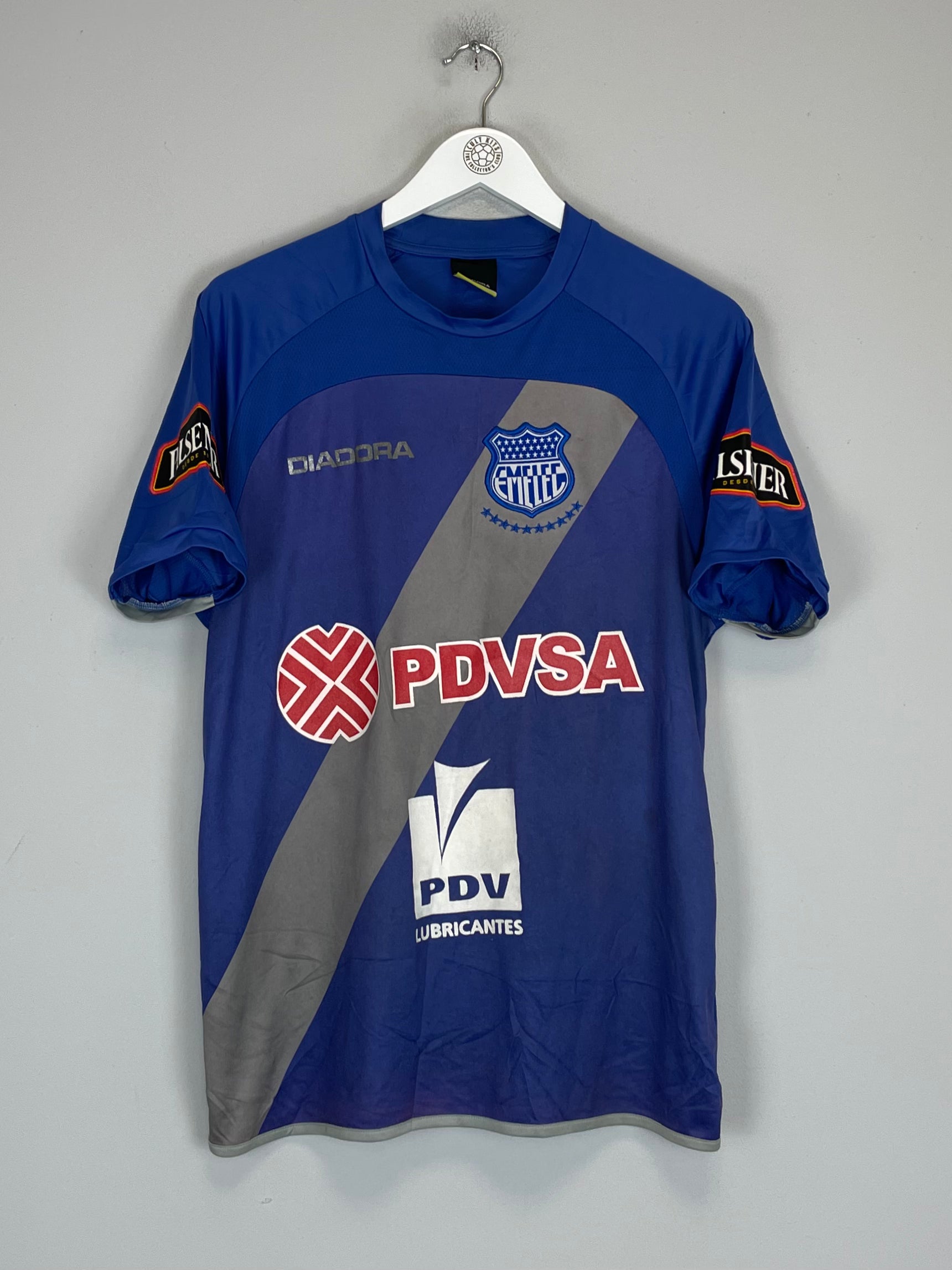 Shop 2009/10 EMELEC HOME SHIRT (L) DIADORA, classic football shirts, vintage football shirts & retro soccer jerseys at Cult Kits