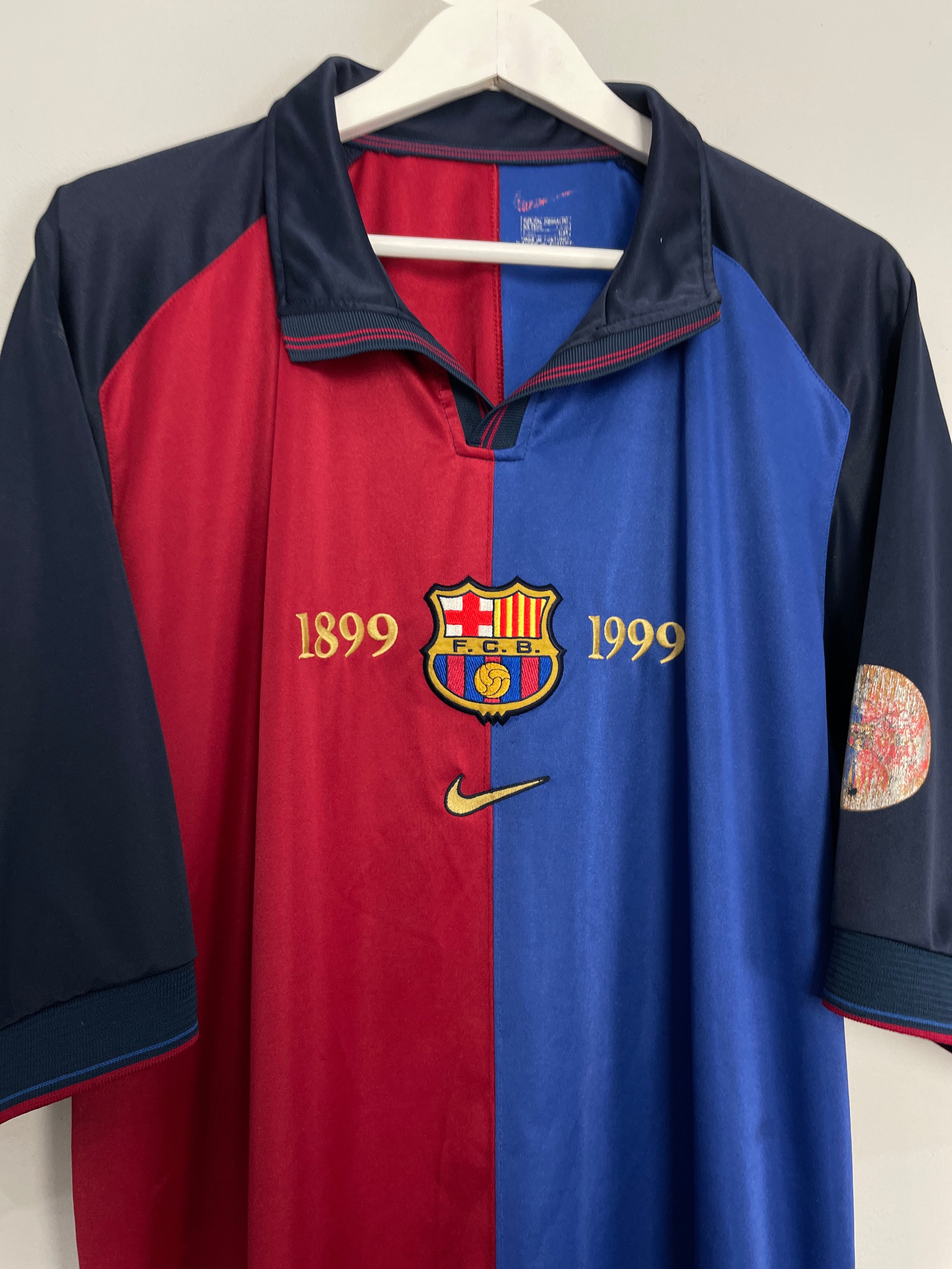 Shop 1999/00 BARCELONA *CENTENARY* HOME SHIRT (XXL) NIKE, classic football shirts, vintage football shirts & retro soccer jerseys at Cult Kits