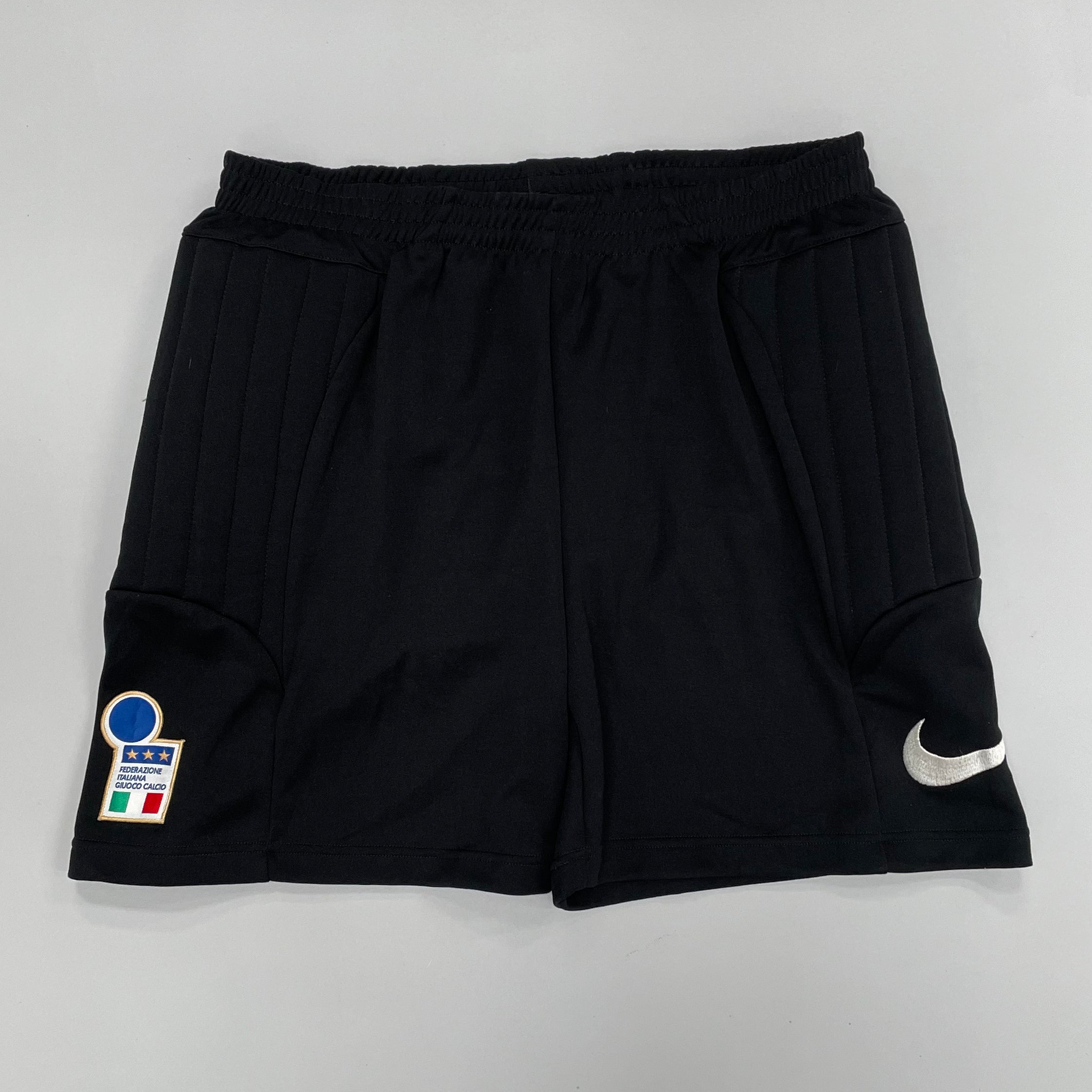 Shop 1998 ITALY GK SHORTS (M) NIKE, classic football shirts, vintage football shirts & retro soccer jerseys at Cult Kits