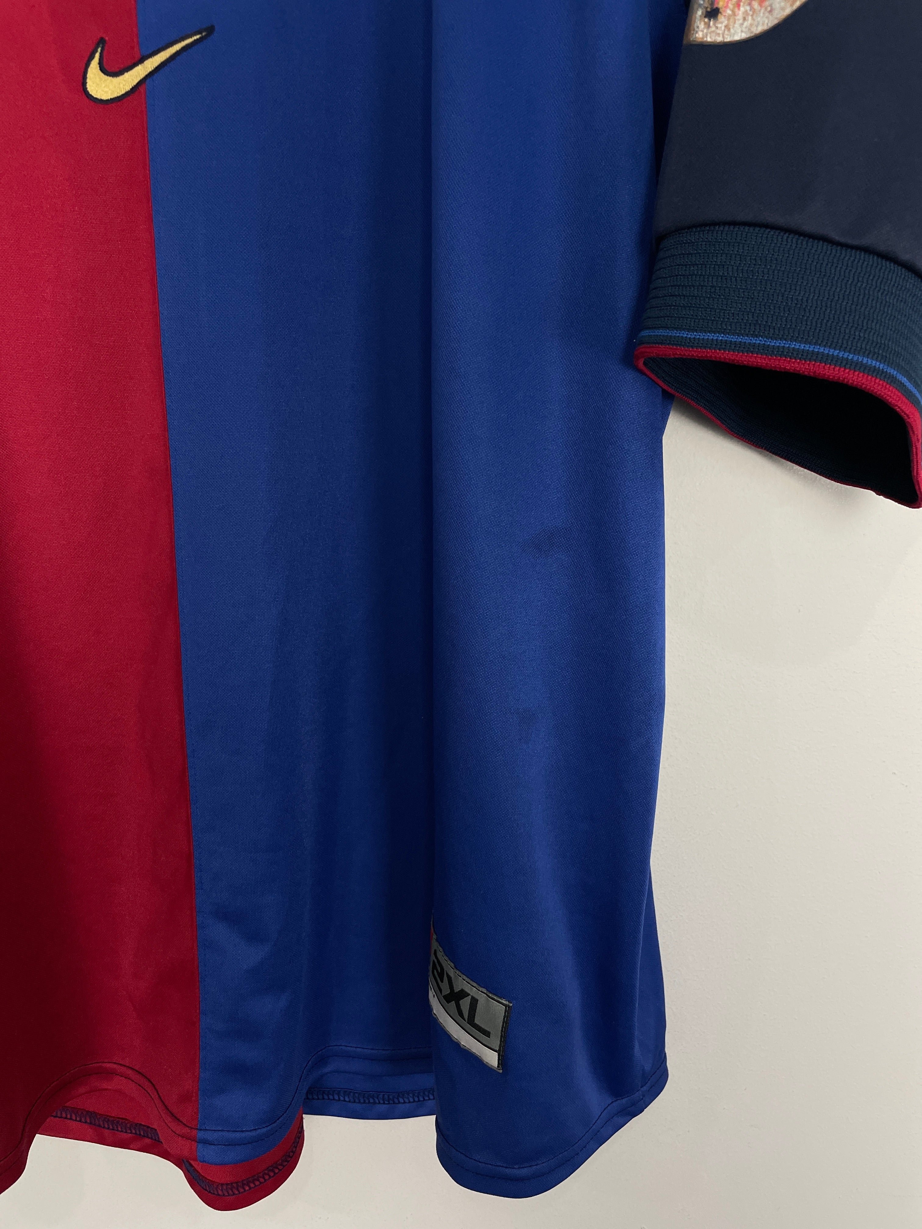 Shop 1999/00 BARCELONA *CENTENARY* HOME SHIRT (XXL) NIKE, classic football shirts, vintage football shirts & retro soccer jerseys at Cult Kits
