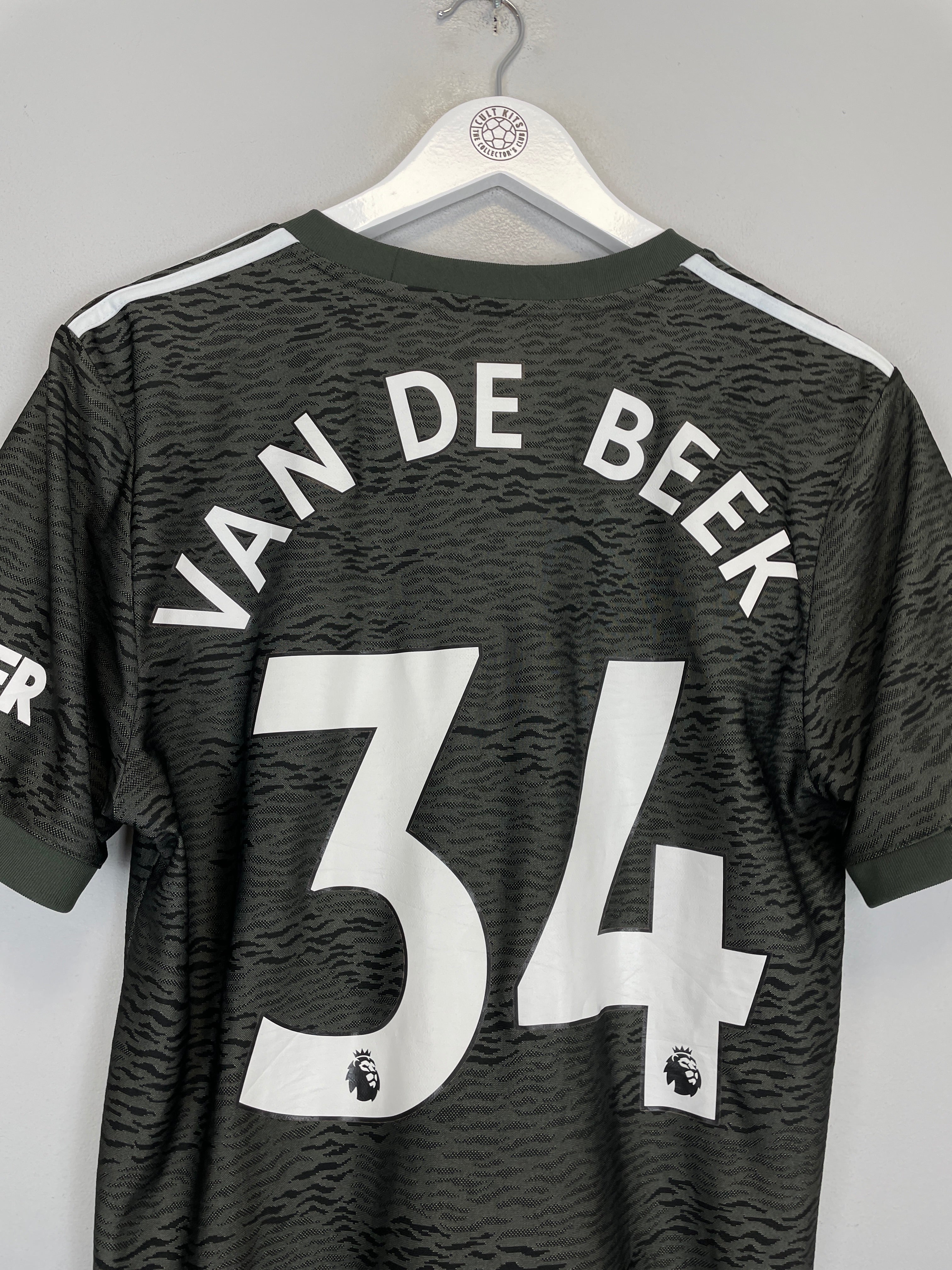 2020/21 Manchester United Van De Beek #34 away shirt, size Medium, Adidas, back view showing name and number.