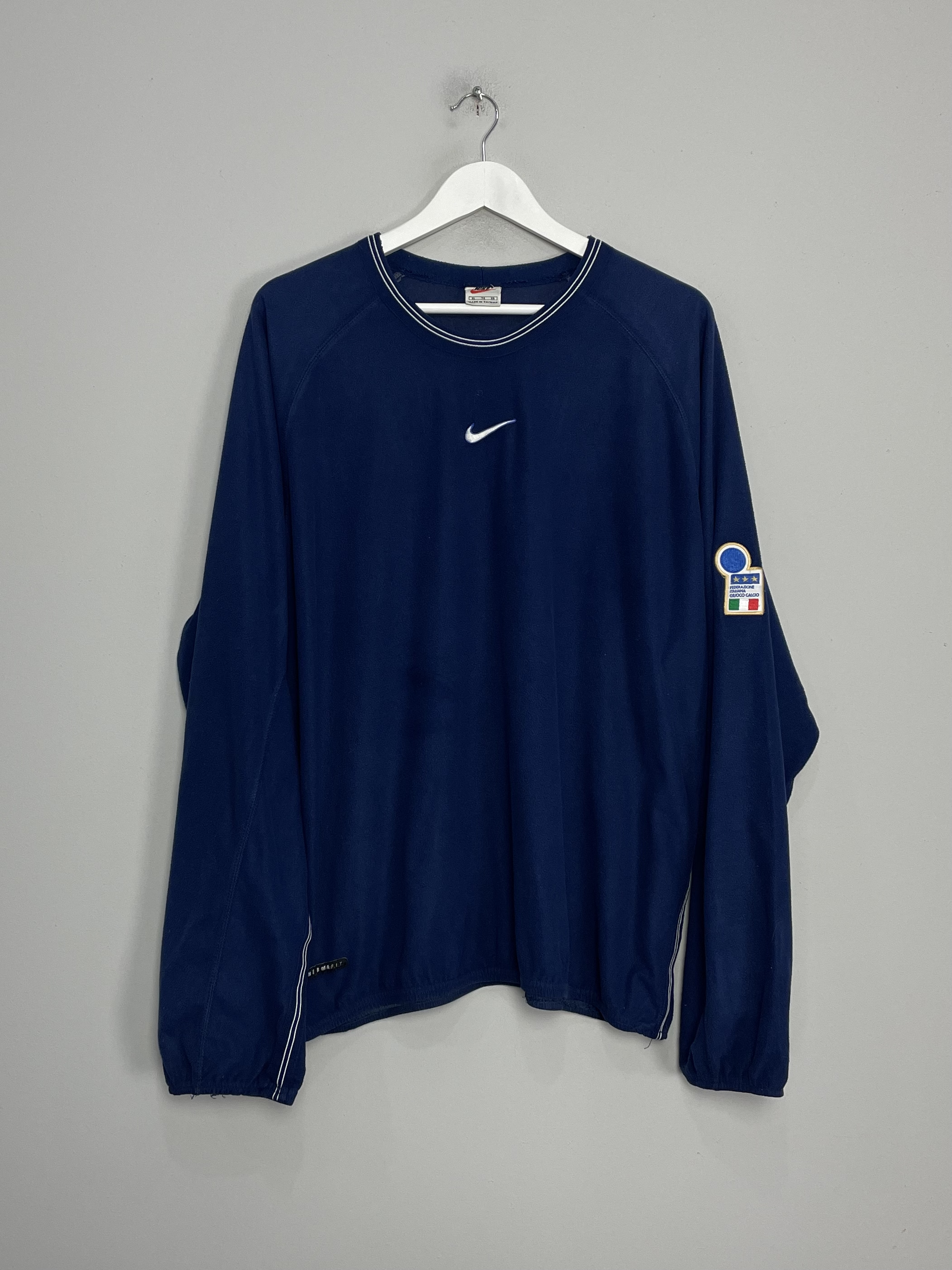Shop 1998/99 ITALY FLEECE JUMPER (XL) NIKE, classic football shirts, vintage football shirts & retro soccer jerseys at Cult Kits