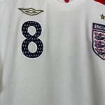 2007/09 England Frank Lampard #8 home shirt by Umbro, XL size, featuring faint spot and badge fade, in very good condition.