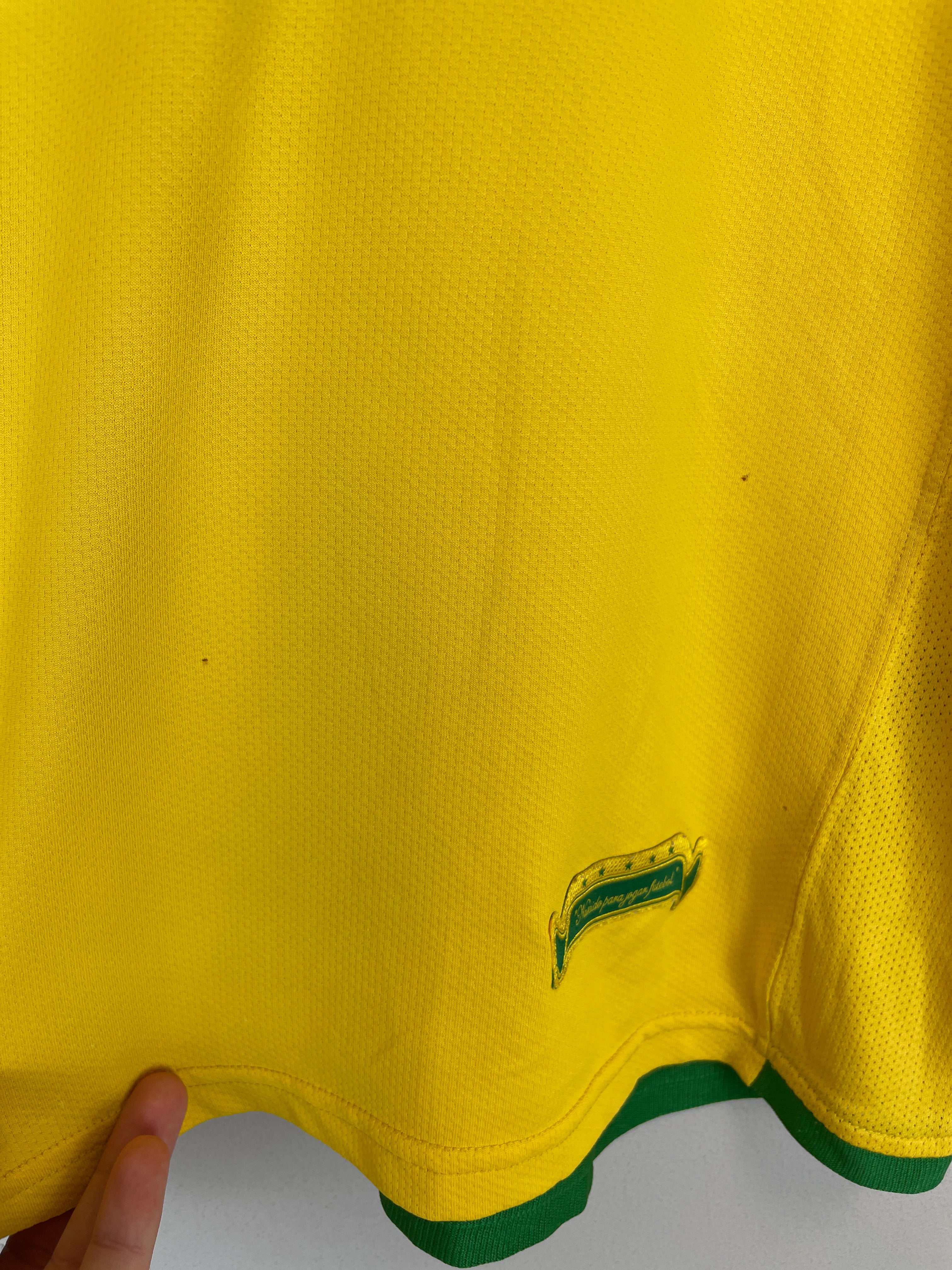 Shop 2006/07 BRAZIL RONALDINHO #10 HOME SHIRT (L) NIKE, classic football shirts, vintage football shirts & retro soccer jerseys at Cult Kits