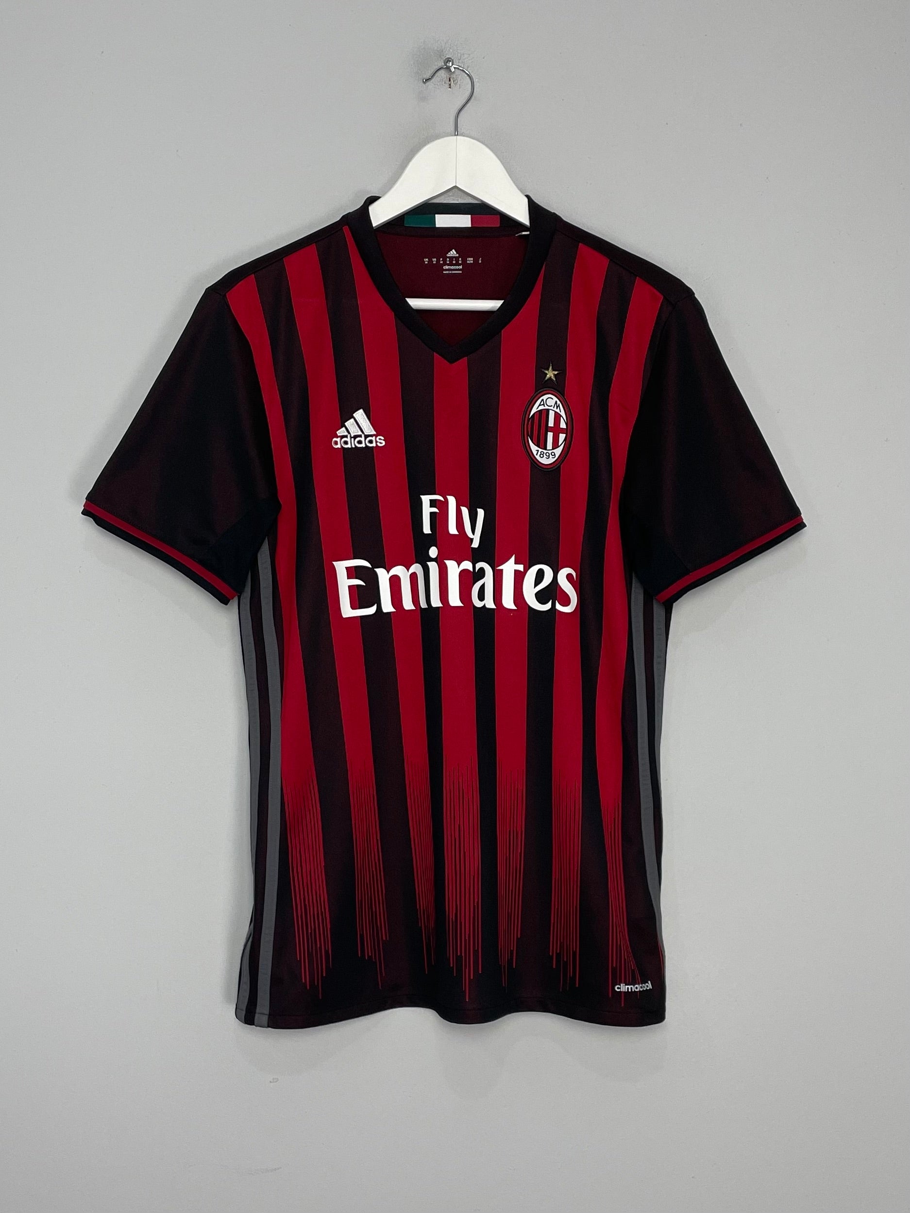 Shop 2016/17 AC MILAN HOME SHIRT (M) ADIDAS, classic football shirts, vintage football shirts & retro soccer jerseys at Cult Kits