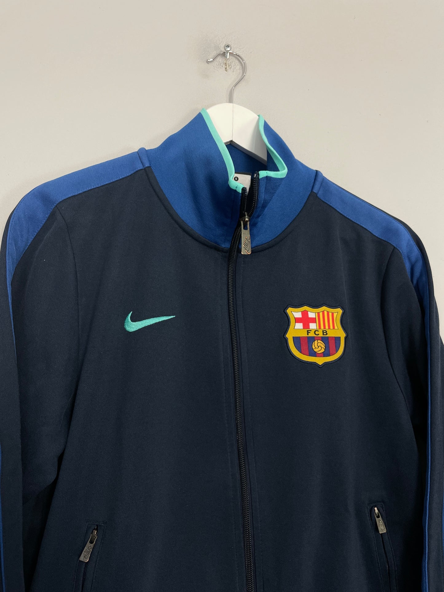 2010/11 BARCELONA TRACK JACKET (S) NIKE