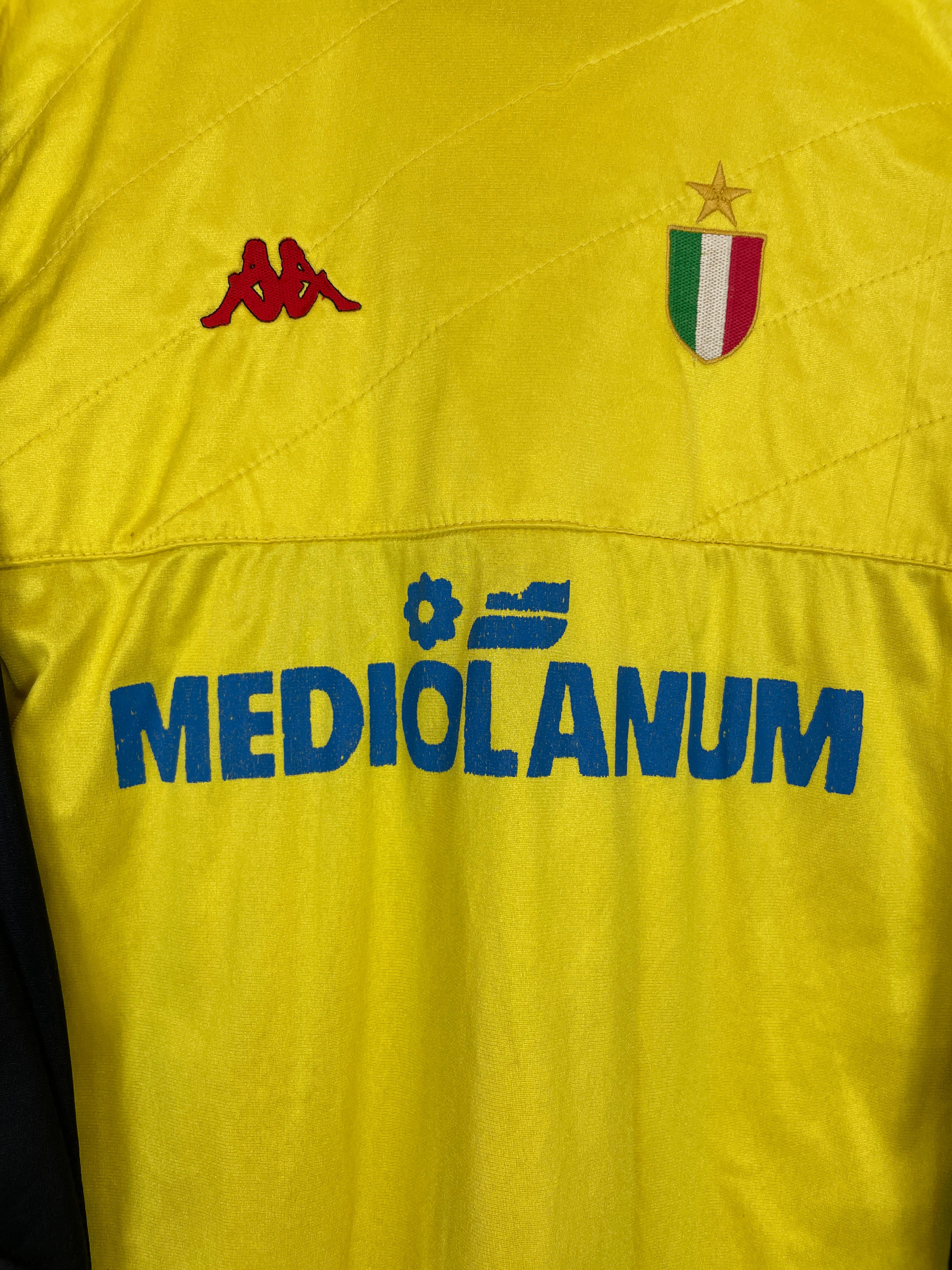 Shop 1989/90 AC MILAN GK SHIRT (S) KAPPA, classic football shirts, vintage football shirts & retro soccer jerseys at Cult Kits