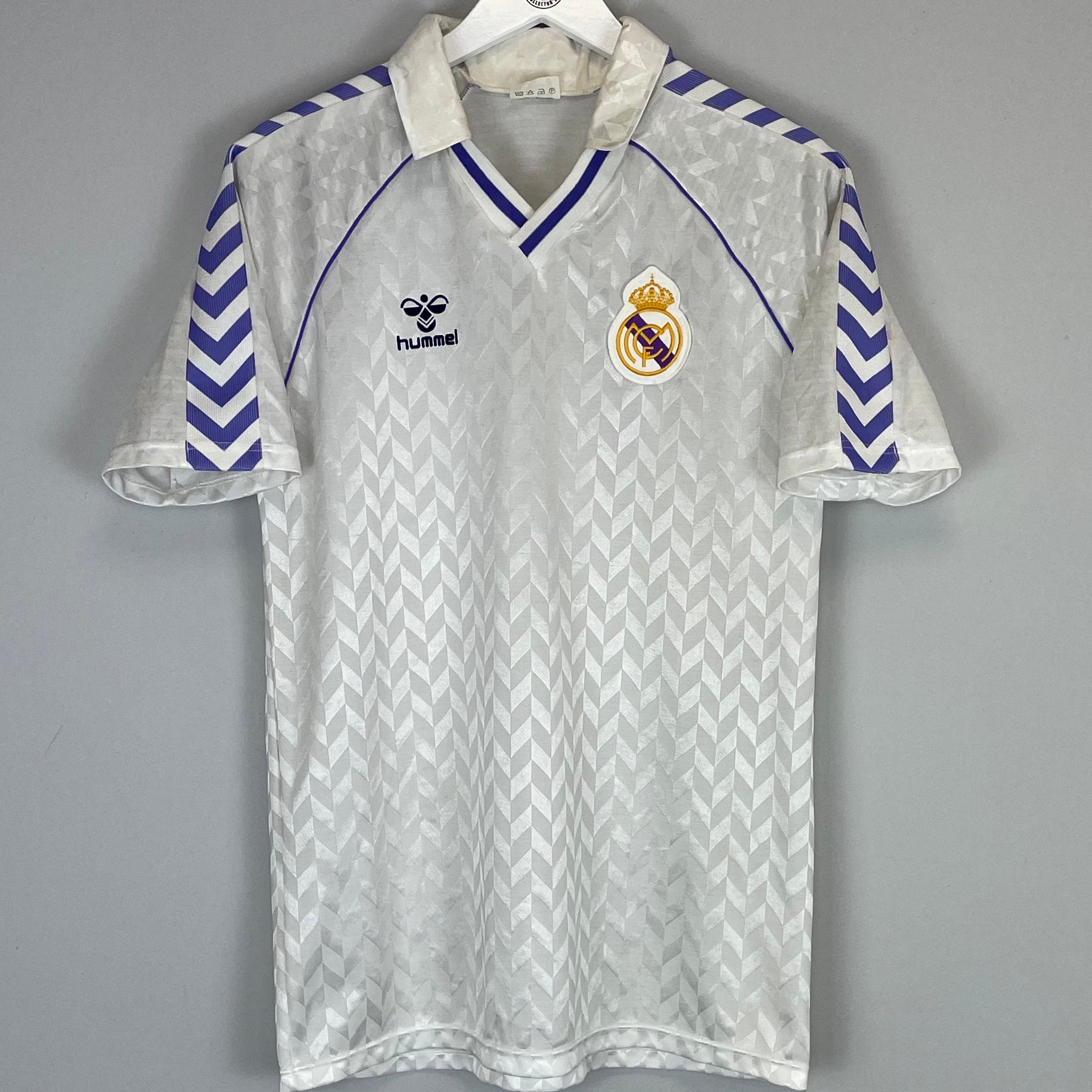 Shop 1988/89 REAL MADRID HOME SHIRT (L) HUMMEL, classic football shirts, vintage football shirts & retro soccer jerseys at Cult Kits