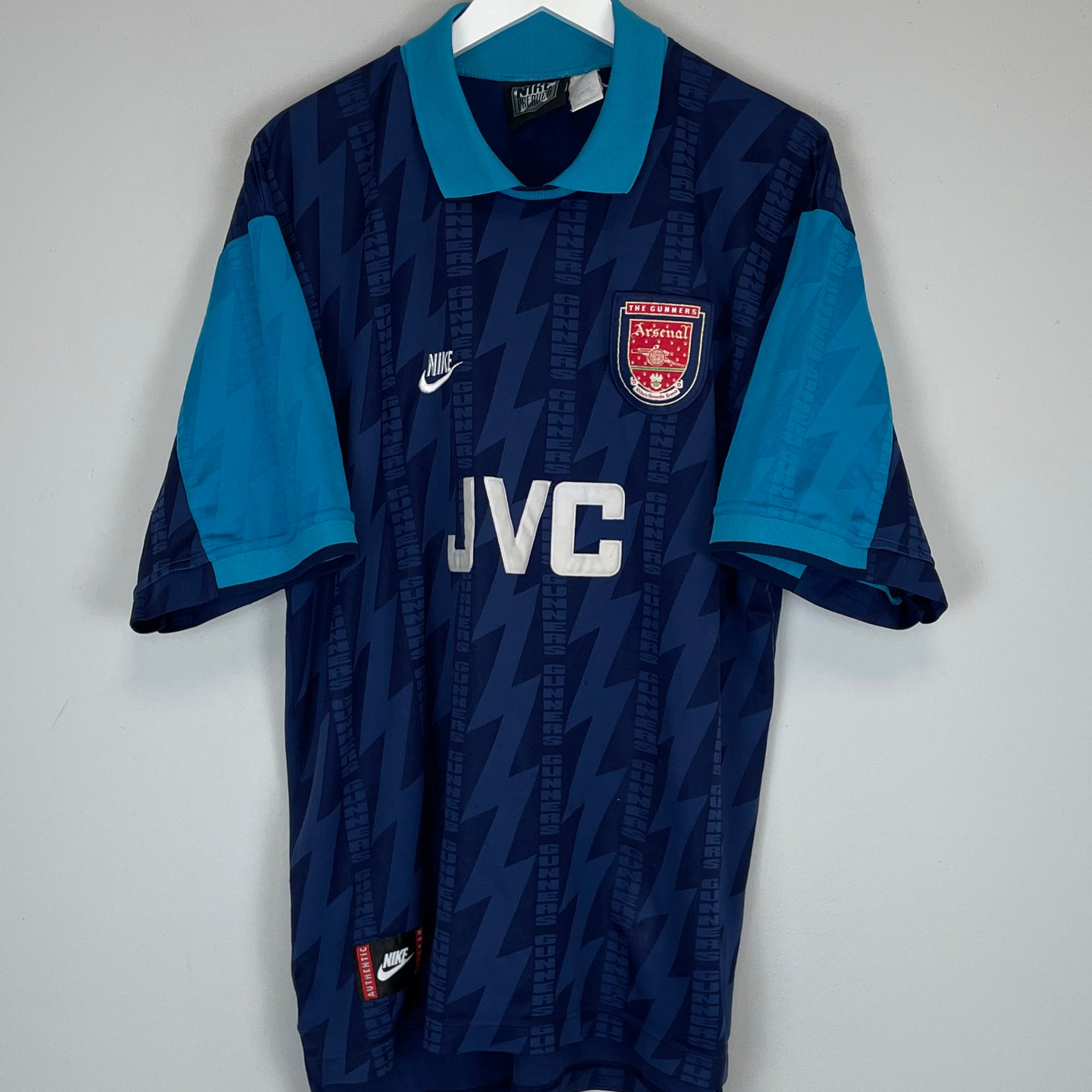 Shop 1994/95 ARSENAL AWAY SHIRT (XXL) NIKE, classic football shirts, vintage football shirts & retro soccer jerseys at Cult Kits