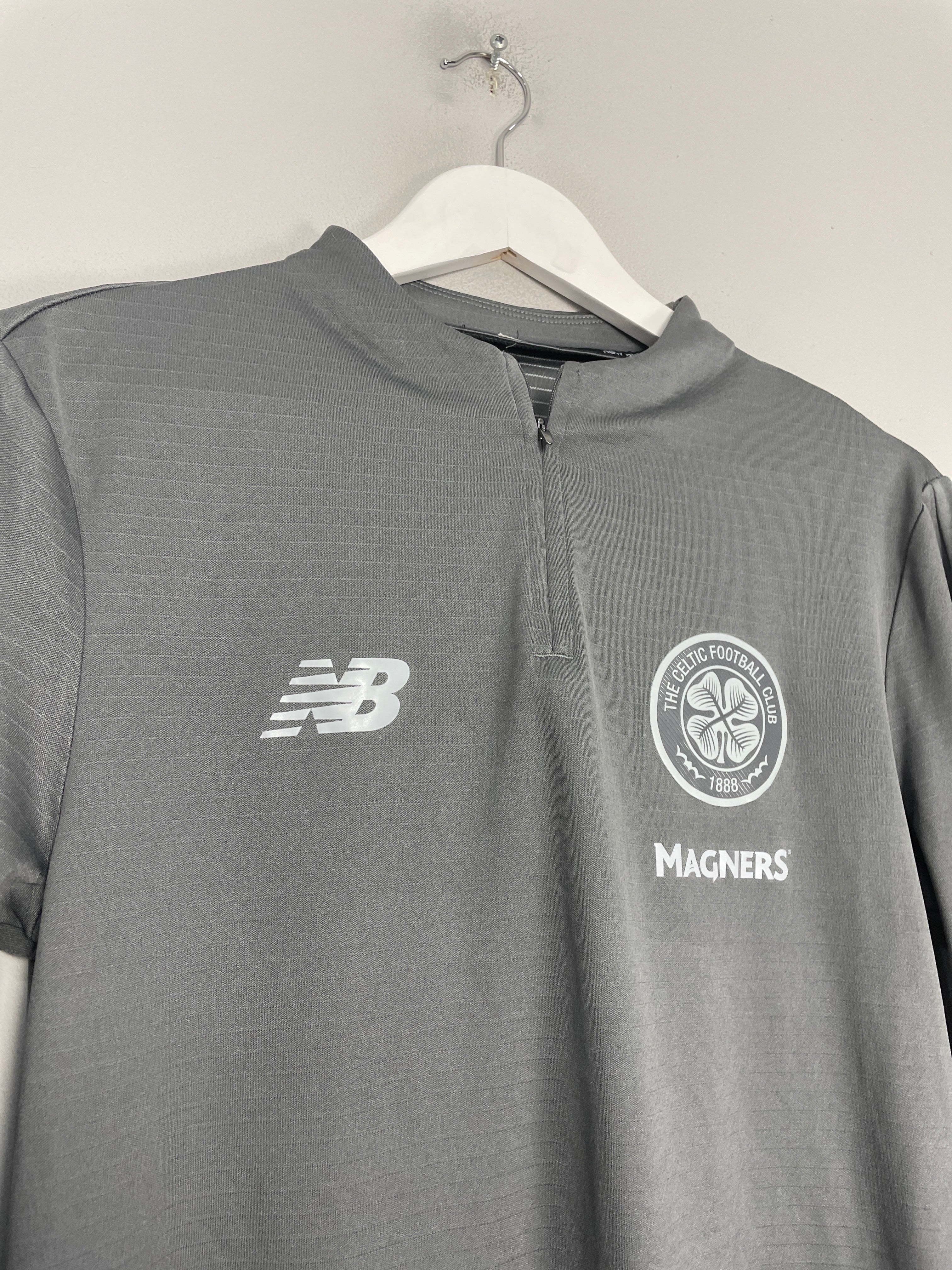 Shop 2015/16 CELTIC 1/4 DRILL TOP (M) NEW BALANCE, classic football shirts, vintage football shirts & retro soccer jerseys at Cult Kits