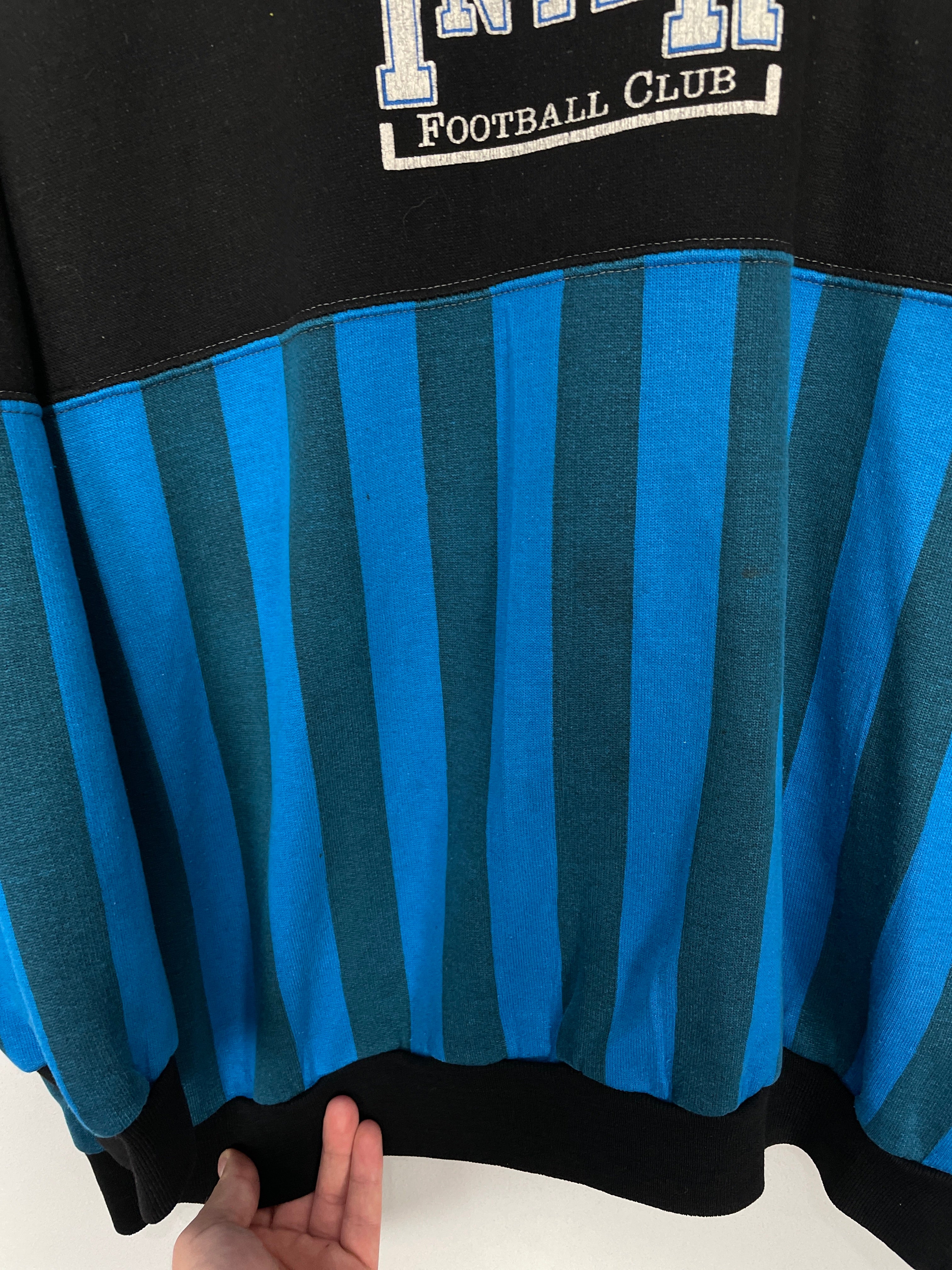 Shop 1990/91 INTER MILAN JUMPER (L) LE FELIPE DEI GRANDE CLUB, classic football shirts, vintage football shirts & retro soccer jerseys at Cult Kits