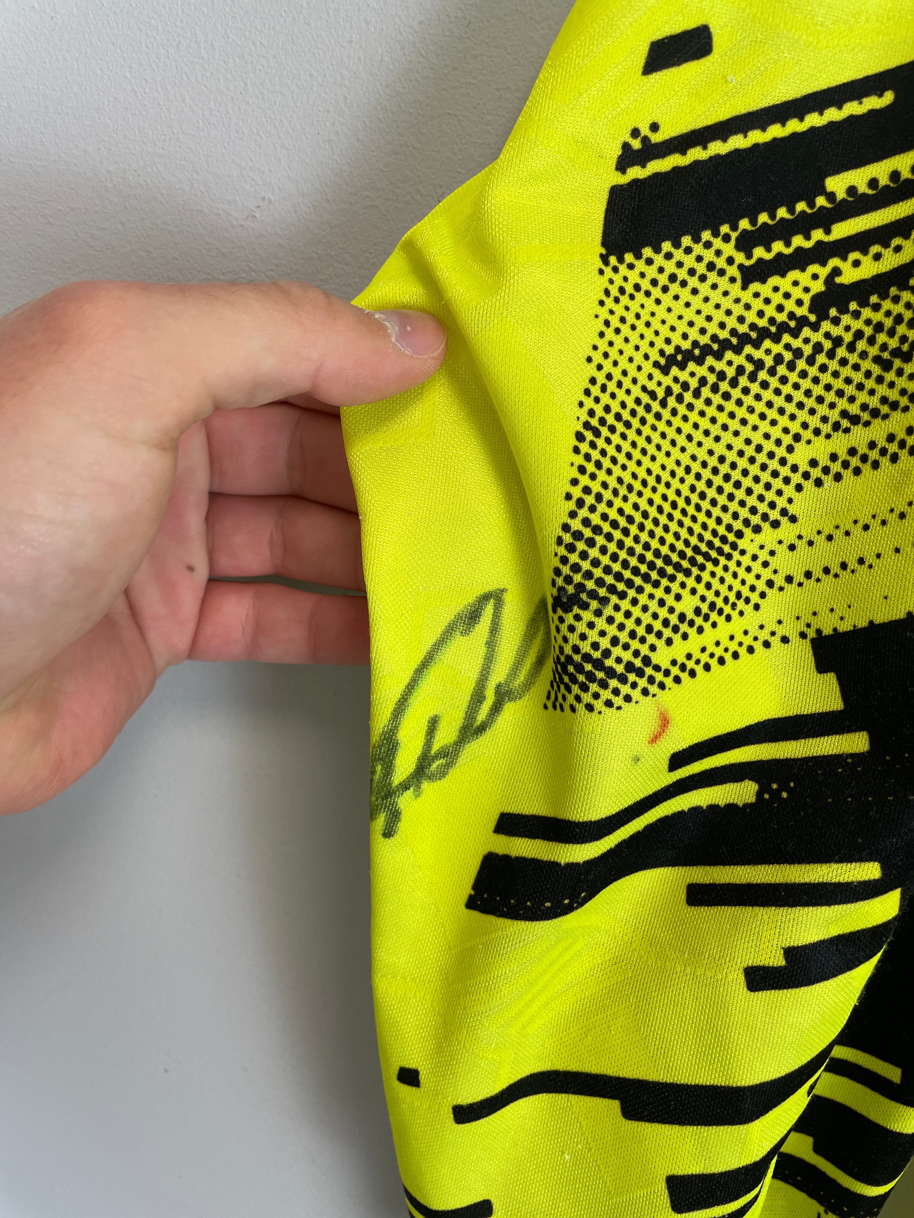 Shop 1993/94 DORTMUND *SIGNED* L/S HOME SHIRT (M) NIKE, classic football shirts, vintage football shirts & retro soccer jerseys at Cult Kits