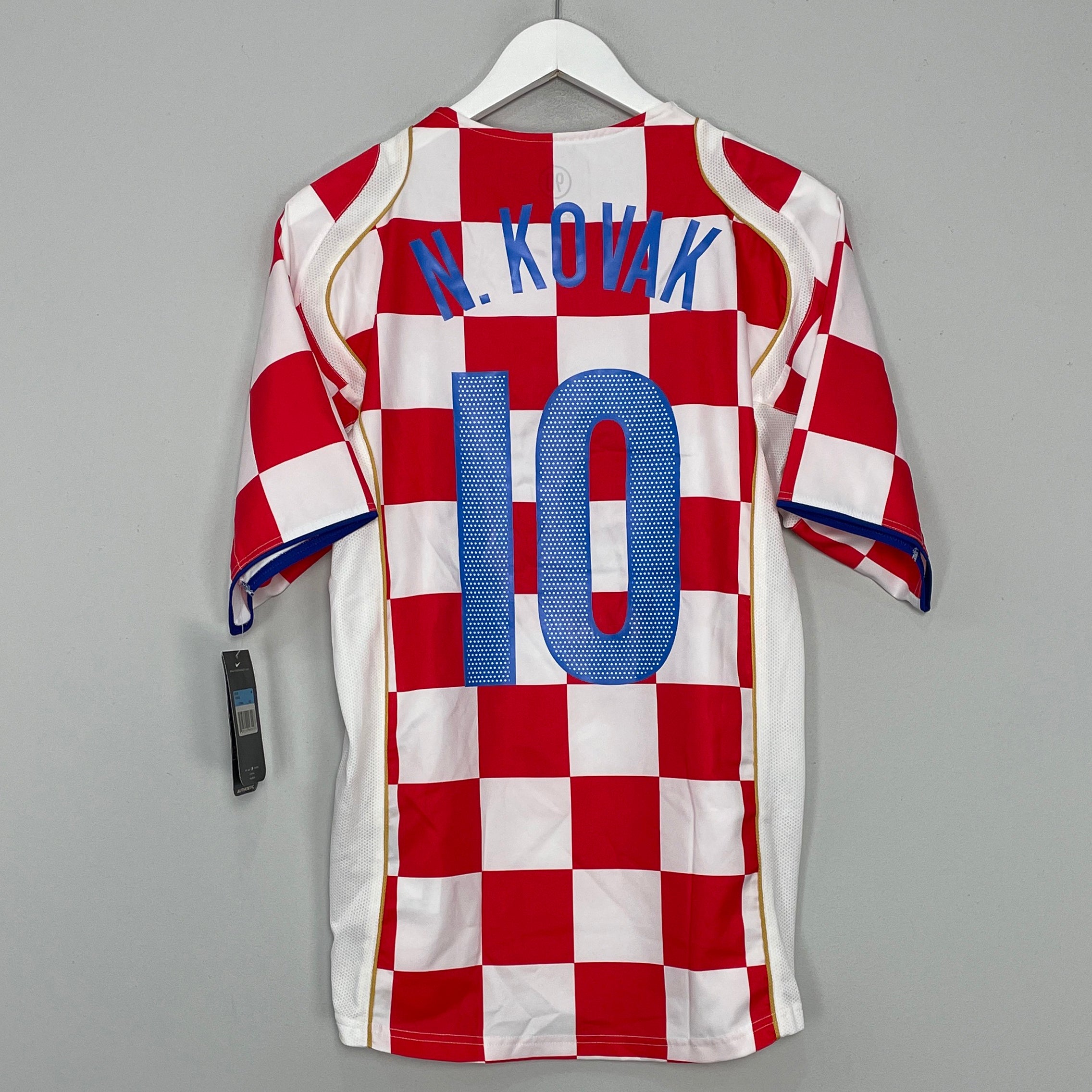 Shop 2004/06 CROATIA KOVAK #10 *BNWT* HOME SHIRT (M) NIKE, classic football shirts, vintage football shirts & retro soccer jerseys at Cult Kits