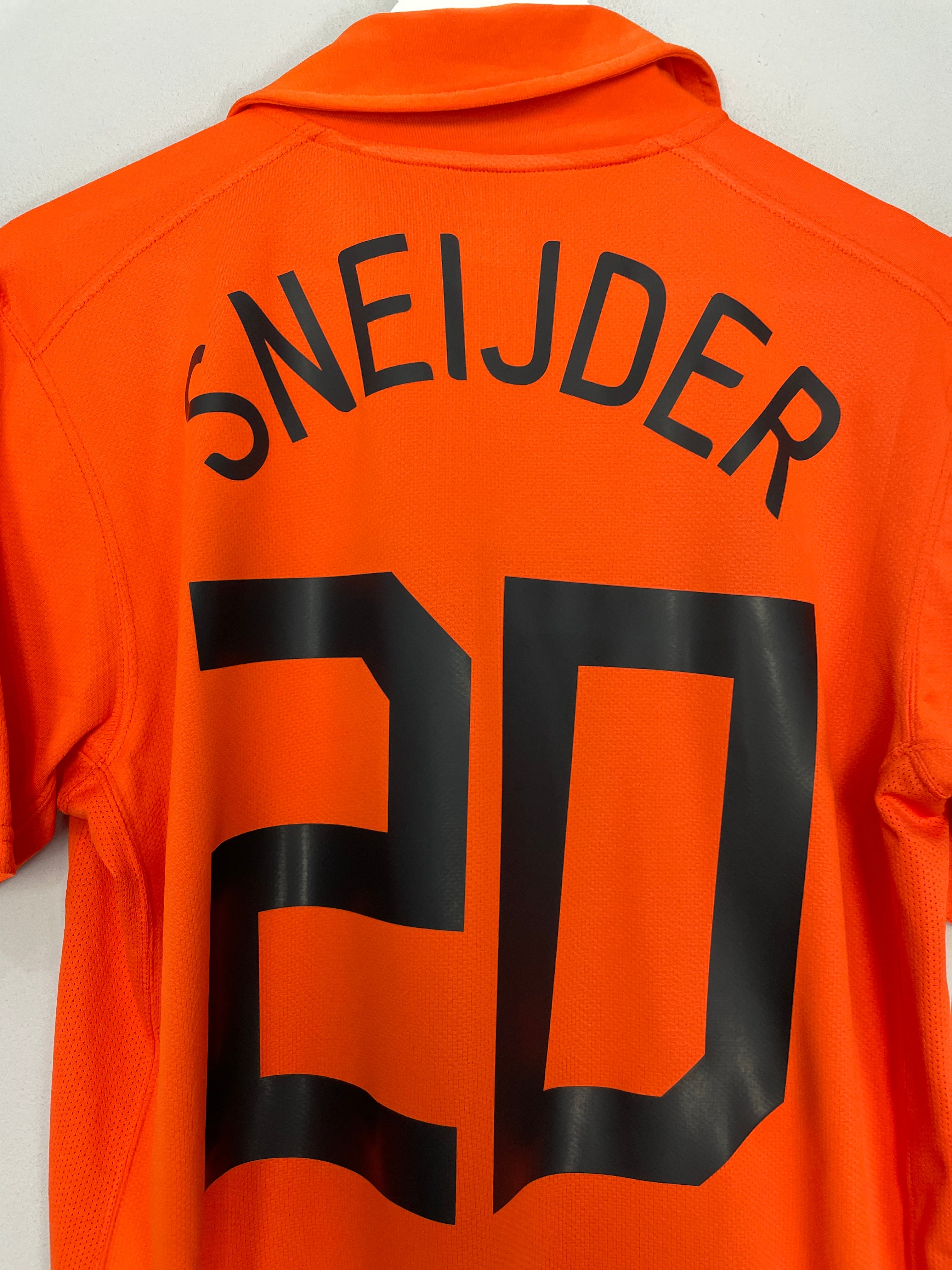 Shop 2006/08 NETHERLANDS SNEIJDER #20 HOME SHIRT (M) NIKE, classic football shirts, vintage football shirts & retro soccer jerseys at Cult Kits