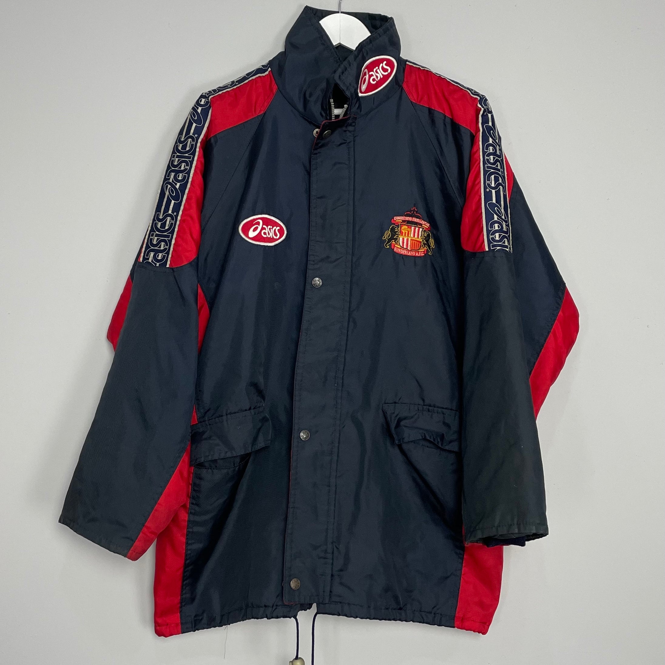 Shop 1997/99 SUNDERLAND BENCH COAT (S/M) ASICS, classic football shirts, vintage football shirts & retro soccer jerseys at Cult Kits