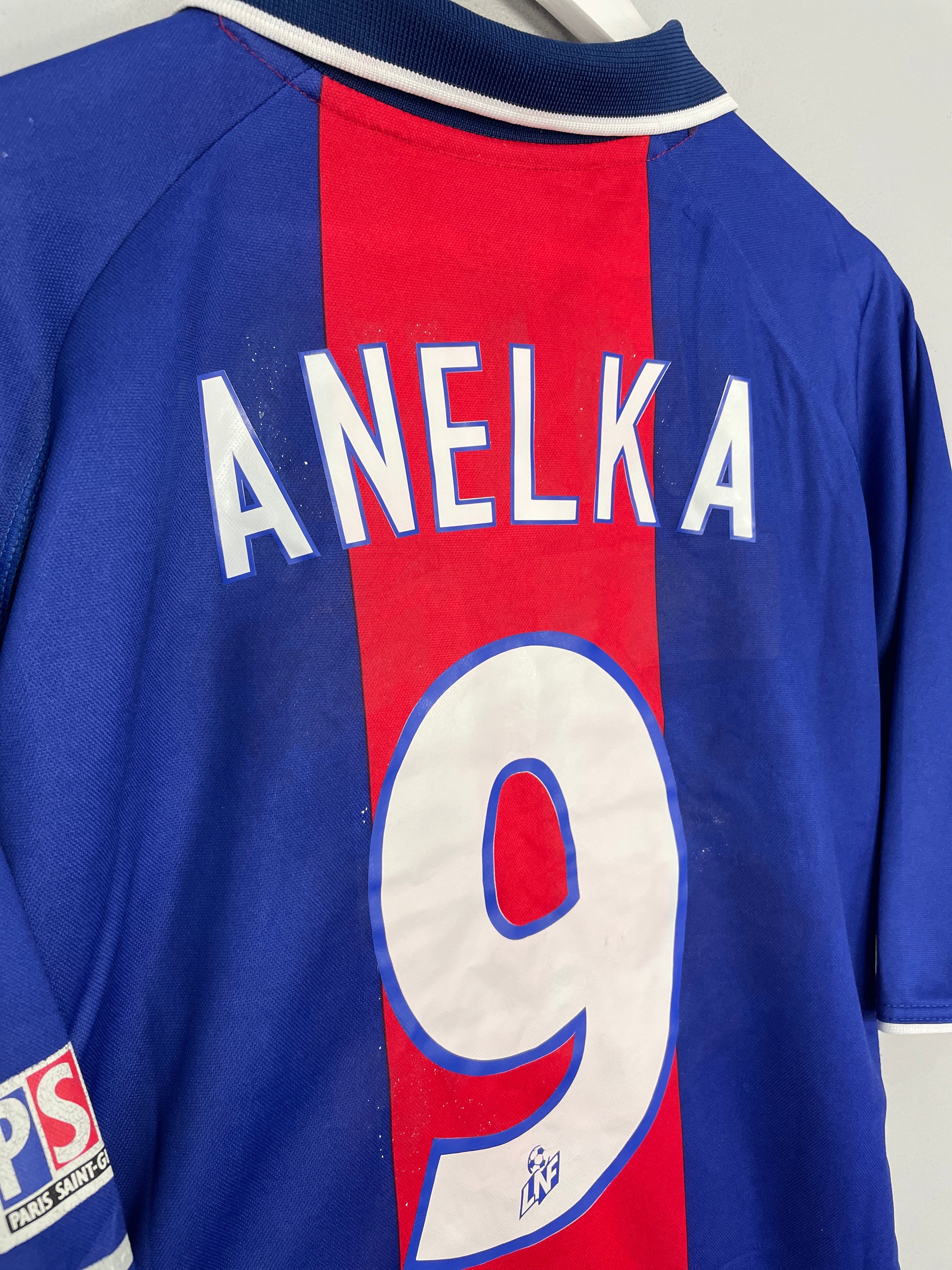 Shop 2000/01 PSG ANELKA #9 HOME SHIRT (XL) NIKE, classic football shirts, vintage football shirts & retro soccer jerseys at Cult Kits