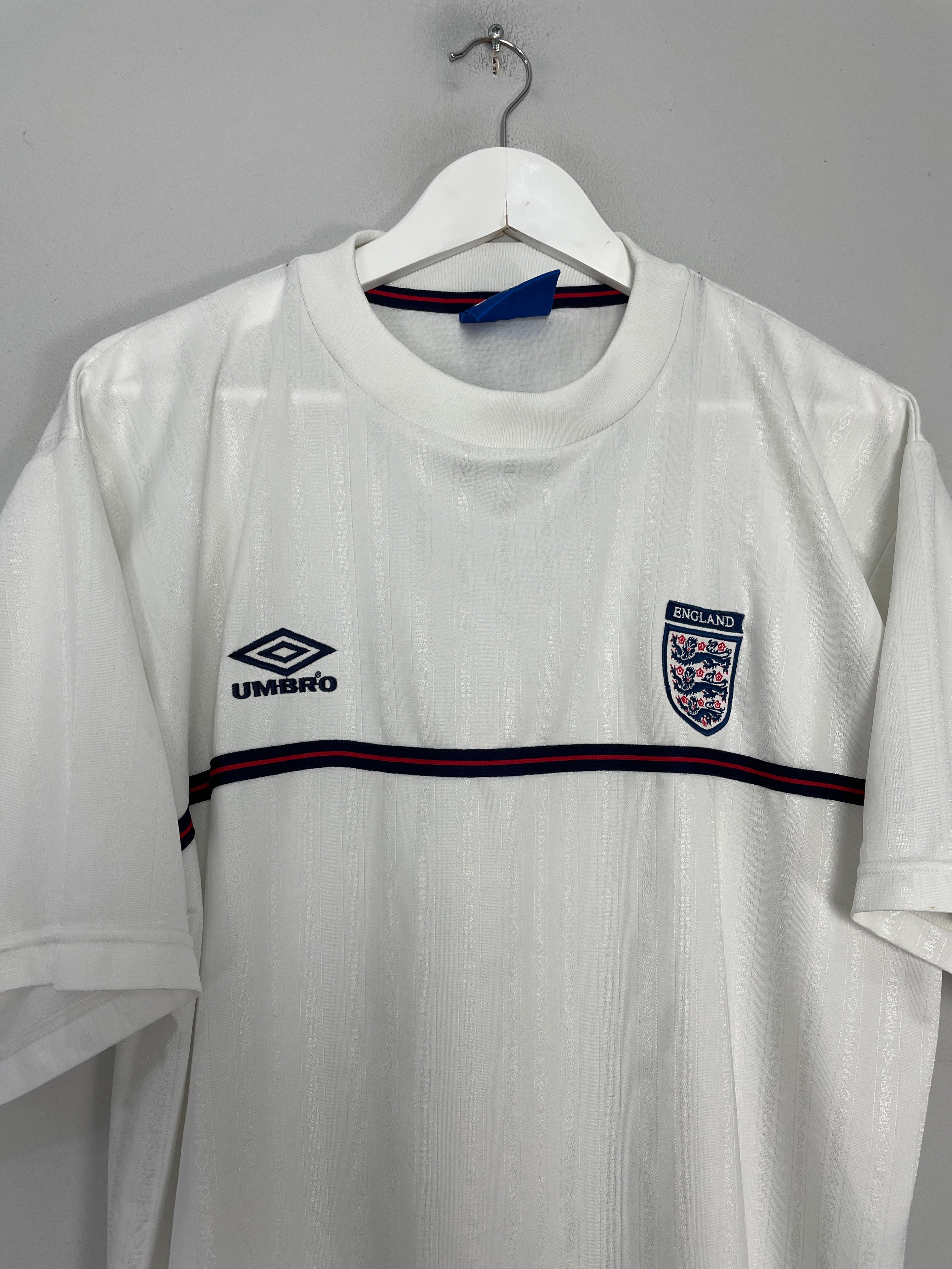 Shop 2001 ENGLAND TRAINING SHIRT (XXL) UMBRO, classic football shirts, vintage football shirts & retro soccer jerseys at Cult Kits