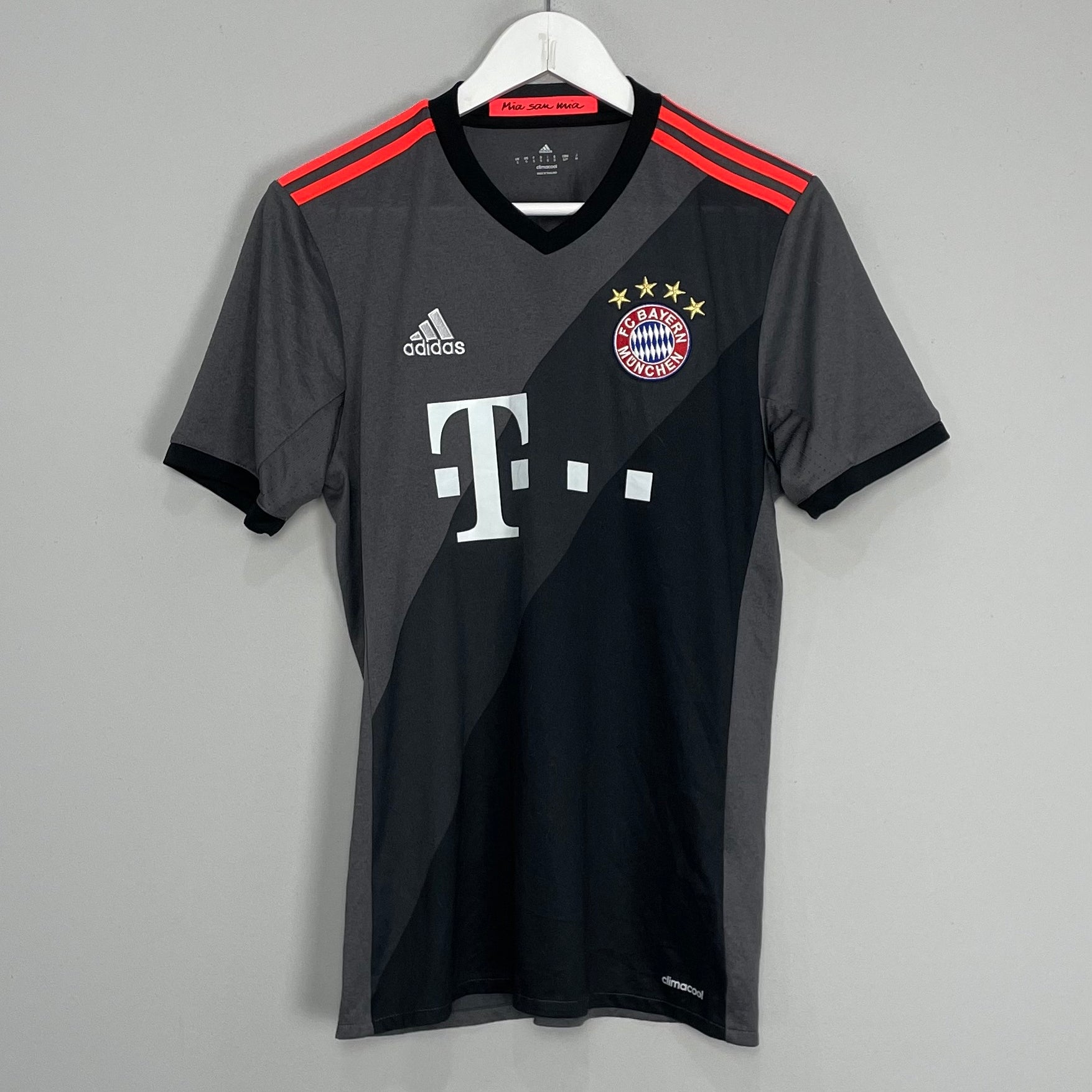 Shop 2016/17 BAYERN MUNICH AWAY SHIRT (S) ADIDAS, classic football shirts, vintage football shirts & retro soccer jerseys at Cult Kits