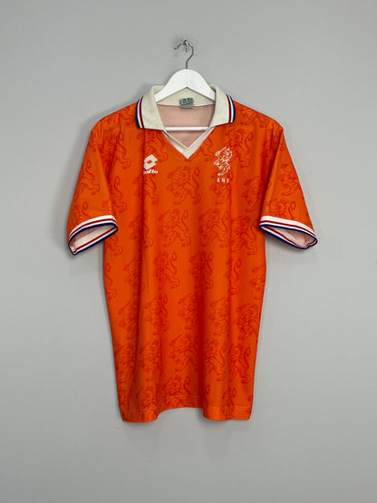 Image of the Netherlands shirt from the 1994/95 season