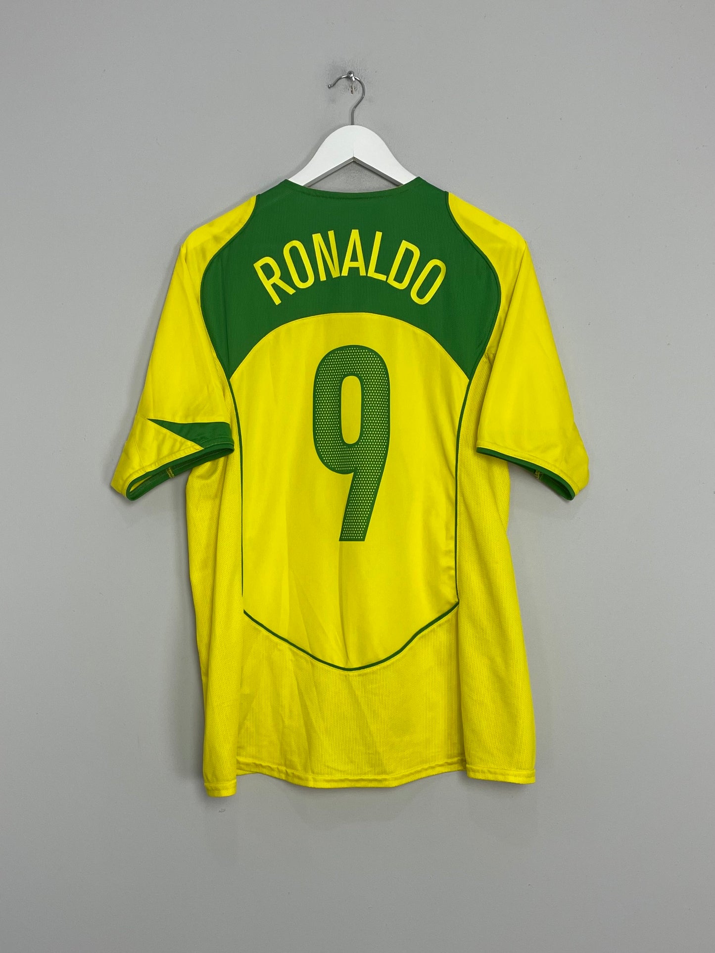 Image of the Brazil Ronaldo shirt from the 2004/06 season