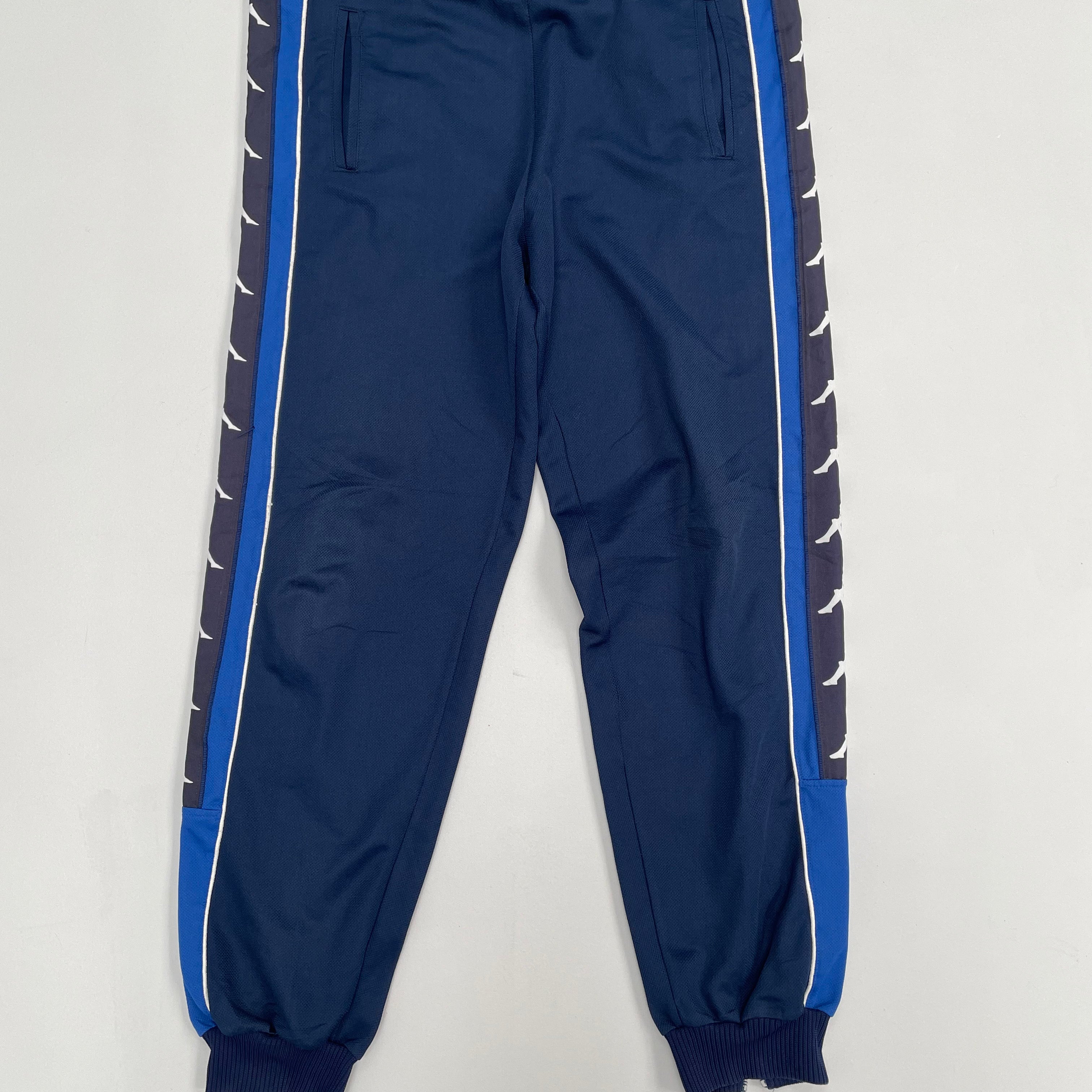Shop 1999/00 ITALY TRACKSUIT BOTTOMS (XL) KAPPA, classic football shirts, vintage football shirts & retro soccer jerseys at Cult Kits